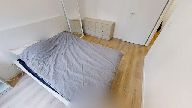 Private room in Rue Lucie Aubrac, Bordeaux (1570802) room image 1