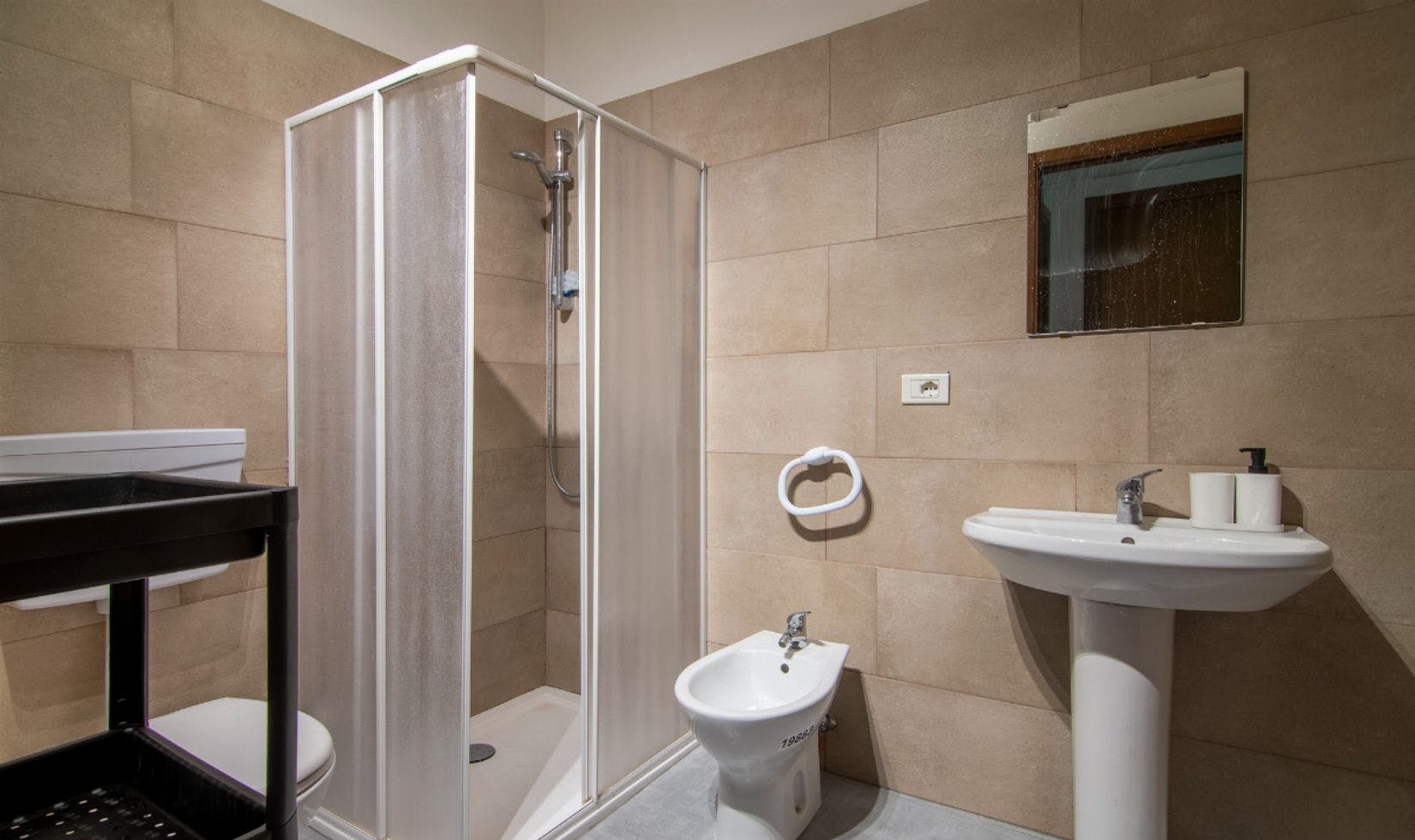 Single room Bologna, 1 bed, 12m² — photo 10