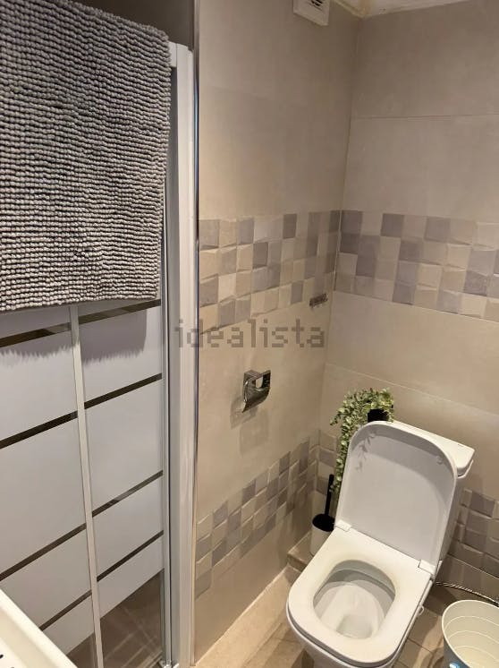 Apartment Valencia, 1 bed, 10m² — photo 1