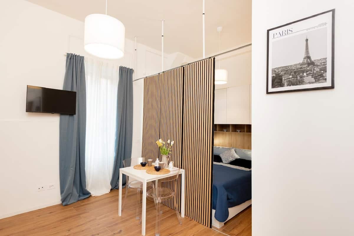 Via Filippo Juvarra, Milan