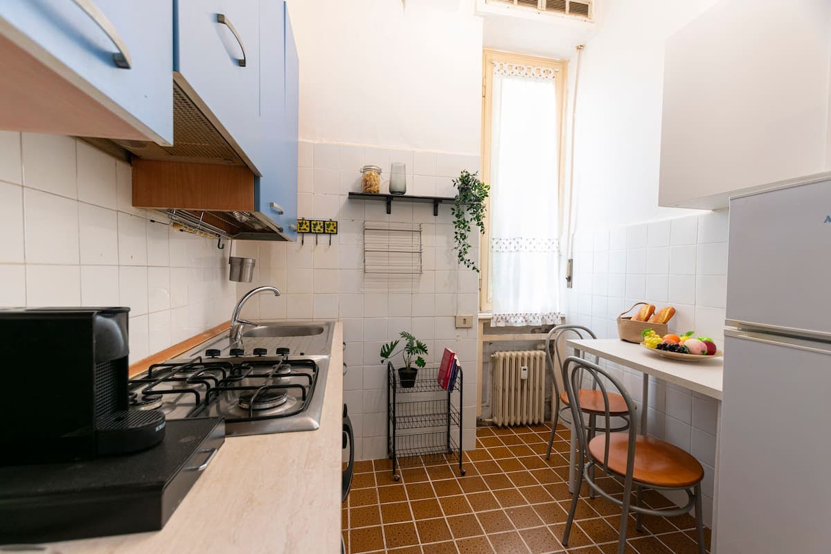 Via Giuseppe Sacconi, Milan