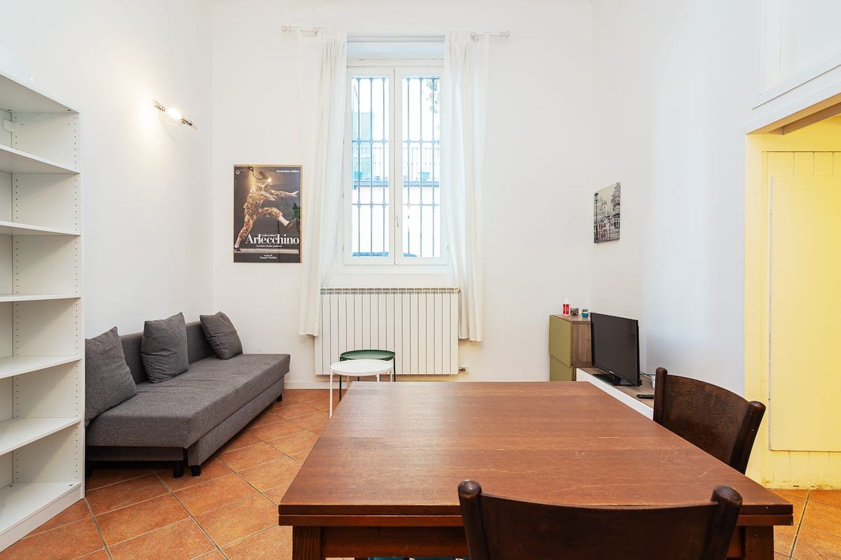 Via Gaetano De Castillia, Milan