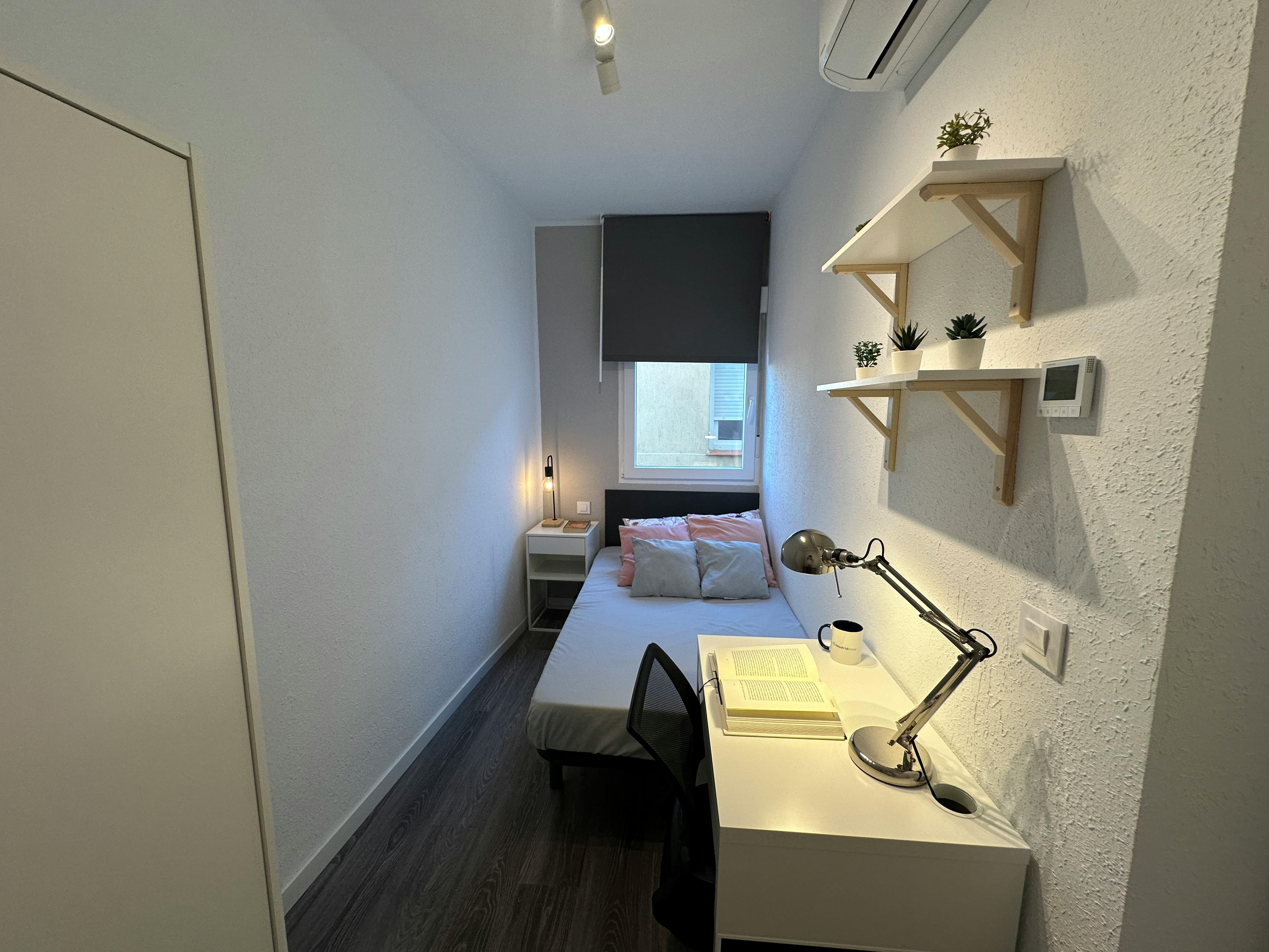 Apartment Madrid, 1 bed — photo 11