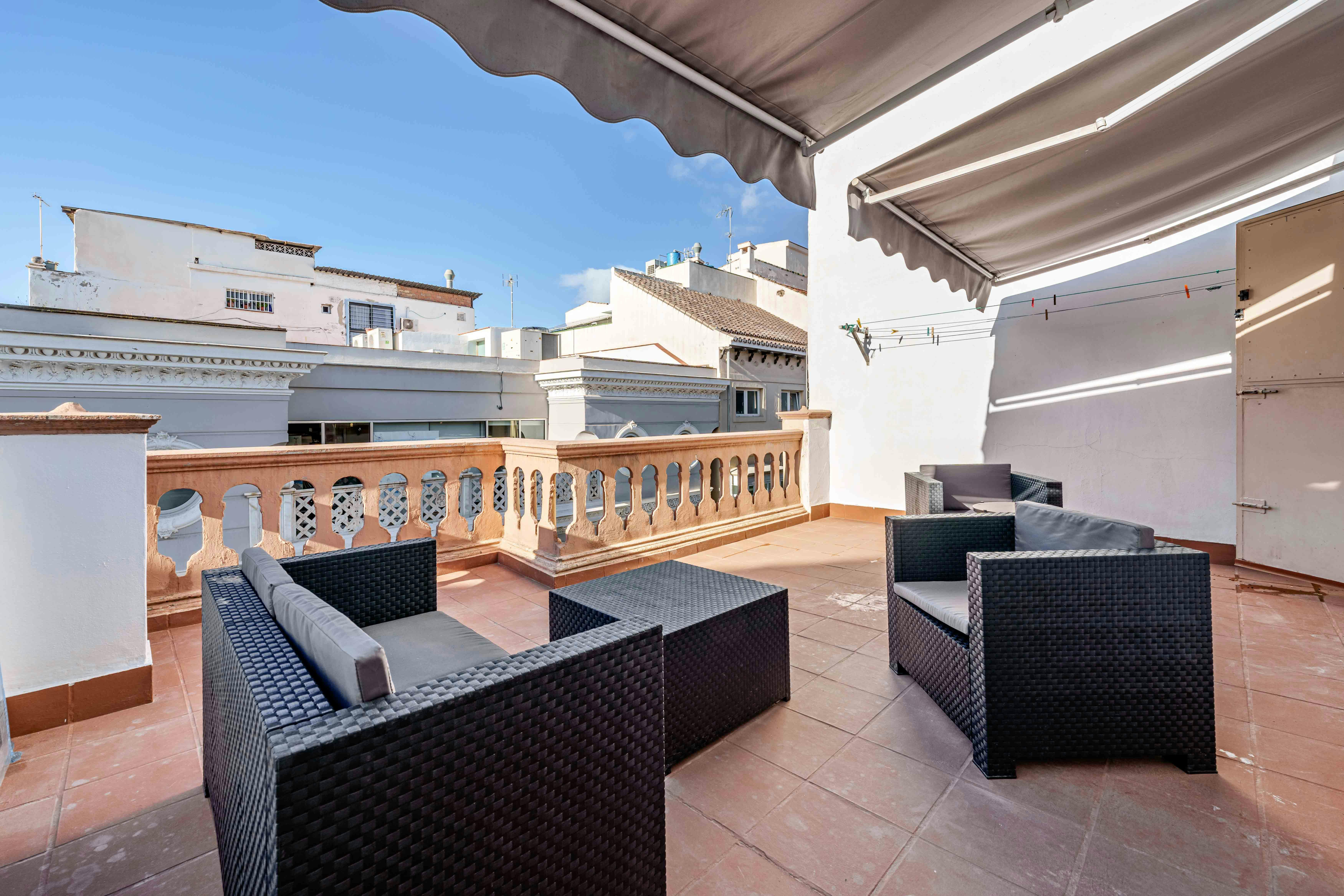Apartment Málaga, 1 bed, 7m² — photo 1