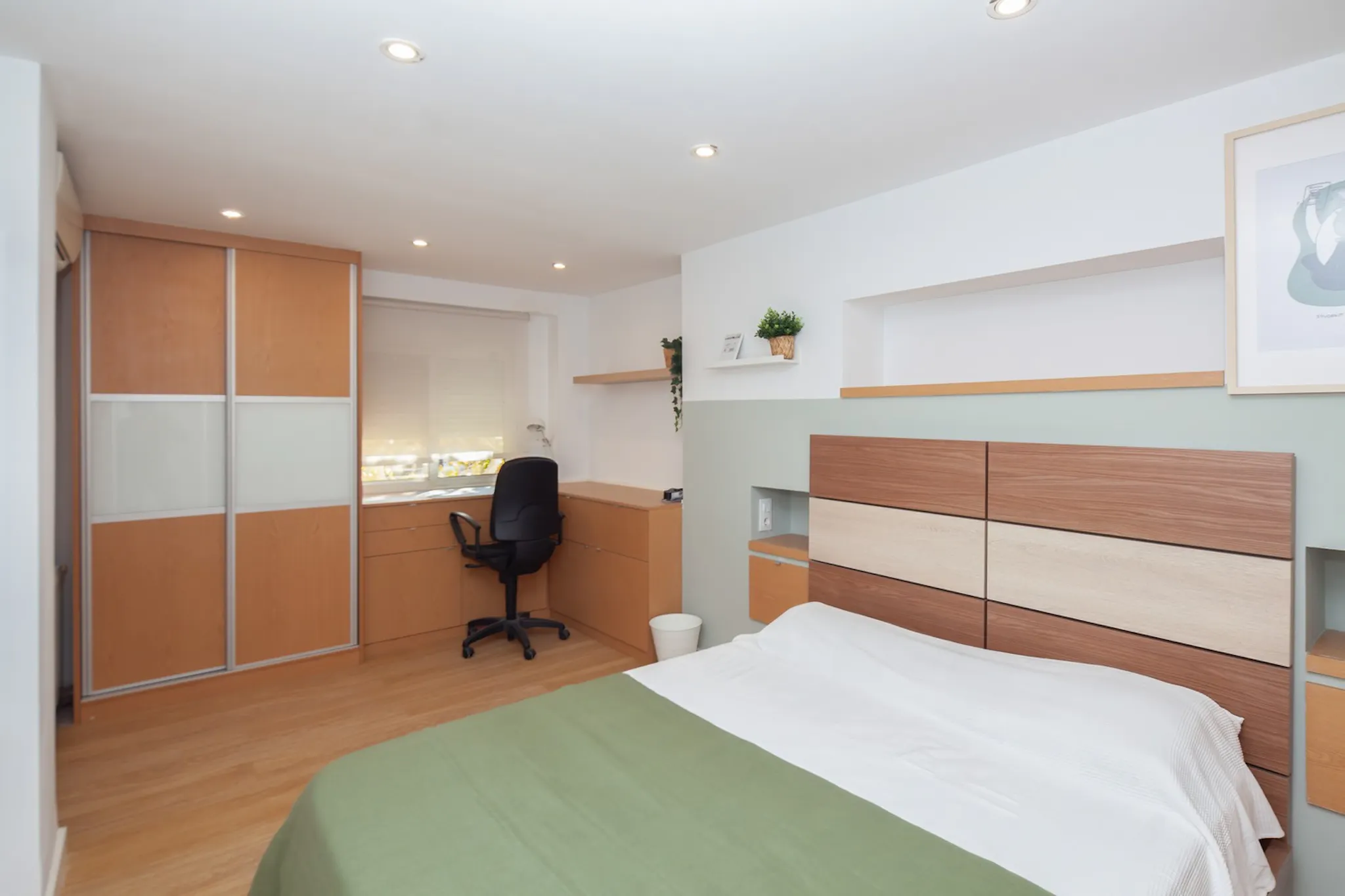 Carrer de Dalt de la Mar, Valencia preview