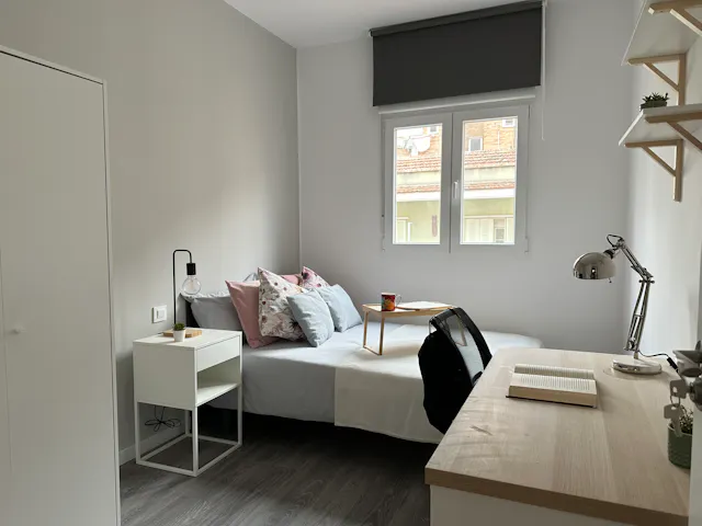 Private room in Calle de Pradales, Madrid (1571366) room image 2