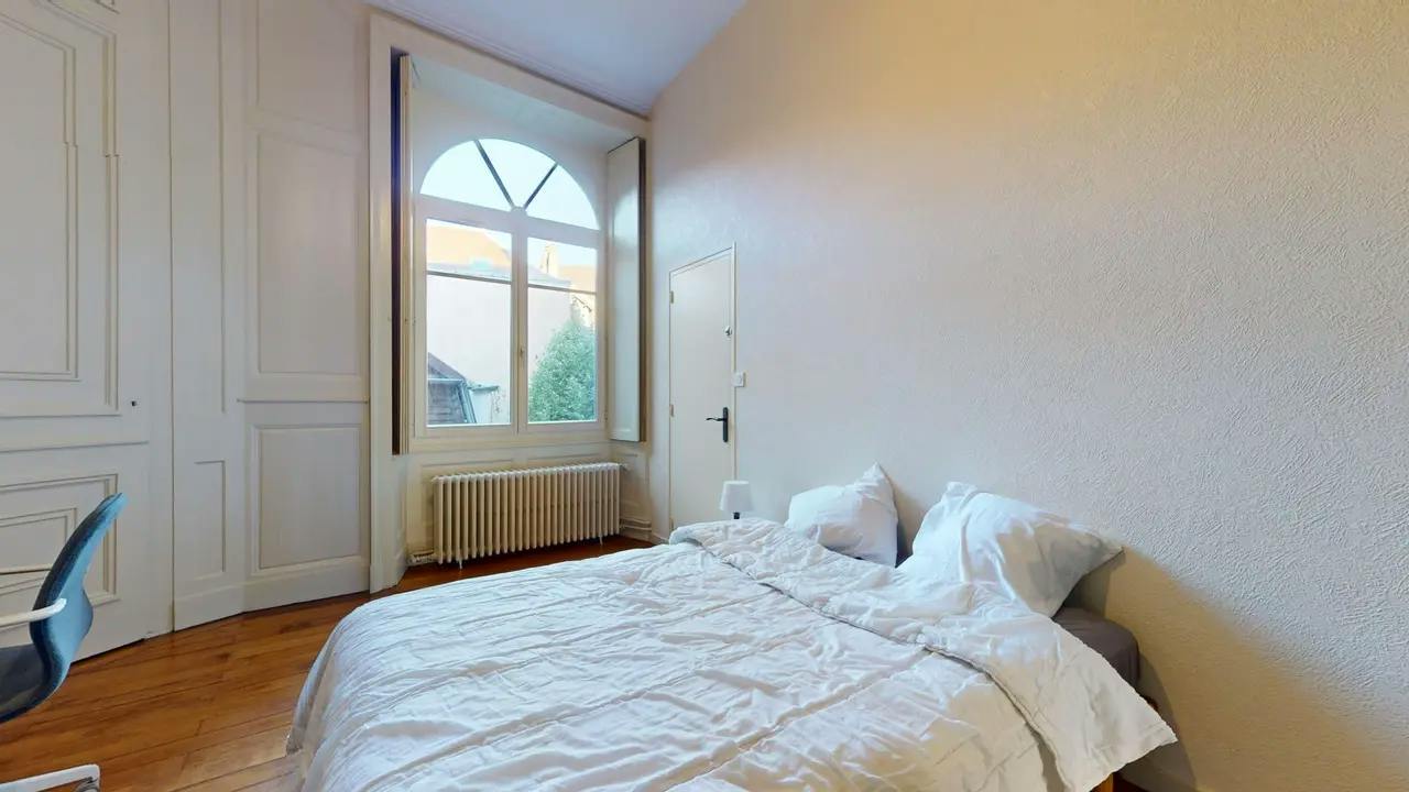 Private room in Grande Rue, Besançon (1571383) ROOM 2