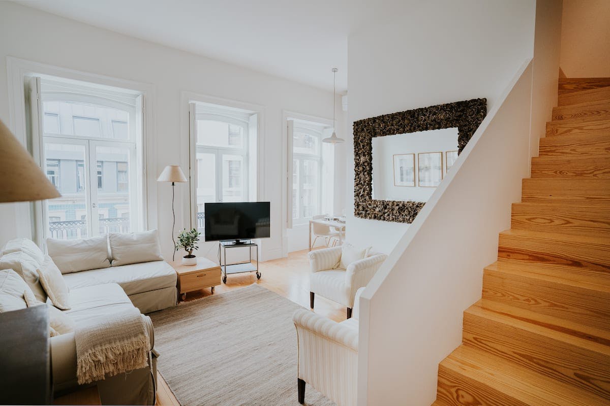 Apartment for rent for €1,000 per month in Porto, Rua do Duque da Terceira