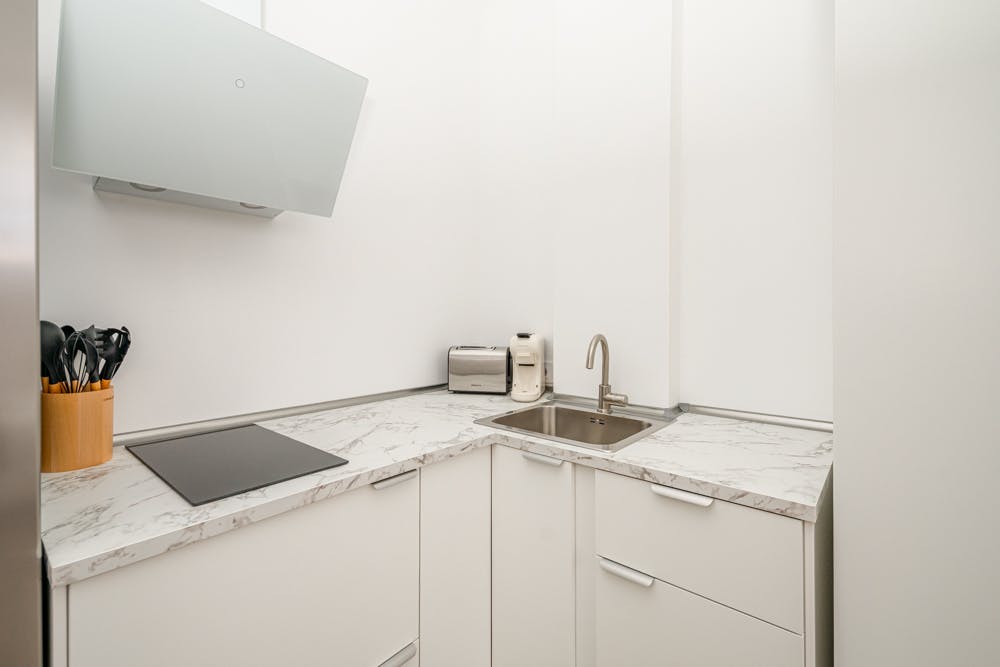 Apartment Madrid, 1 bed, 21m² — photo 11