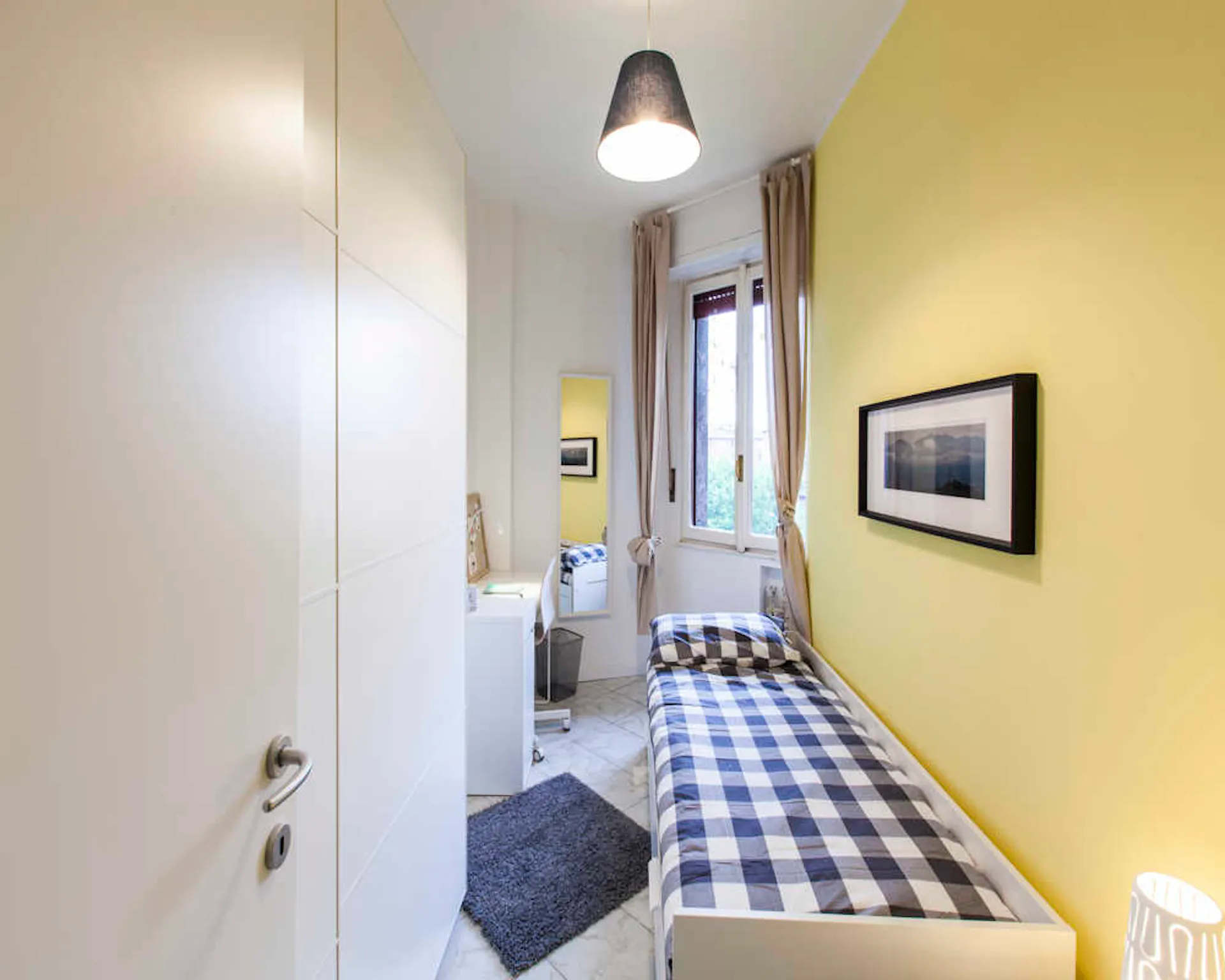 Via Salvatore Barzilai, Milan preview