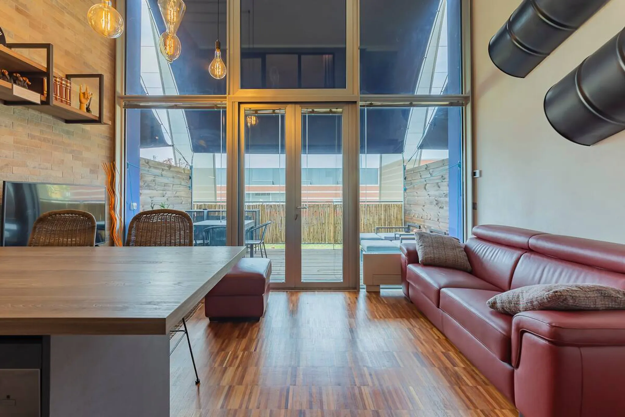 Via Elio Adriano, Milan preview