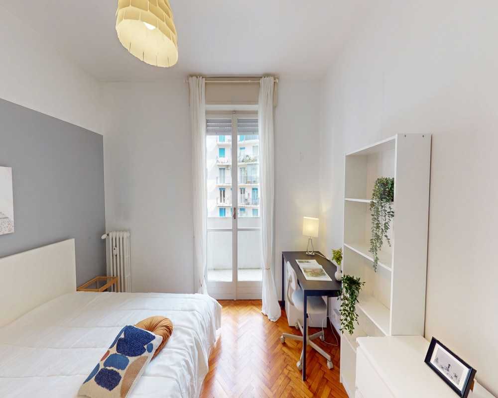 Viale Legioni Romane, Milan preview