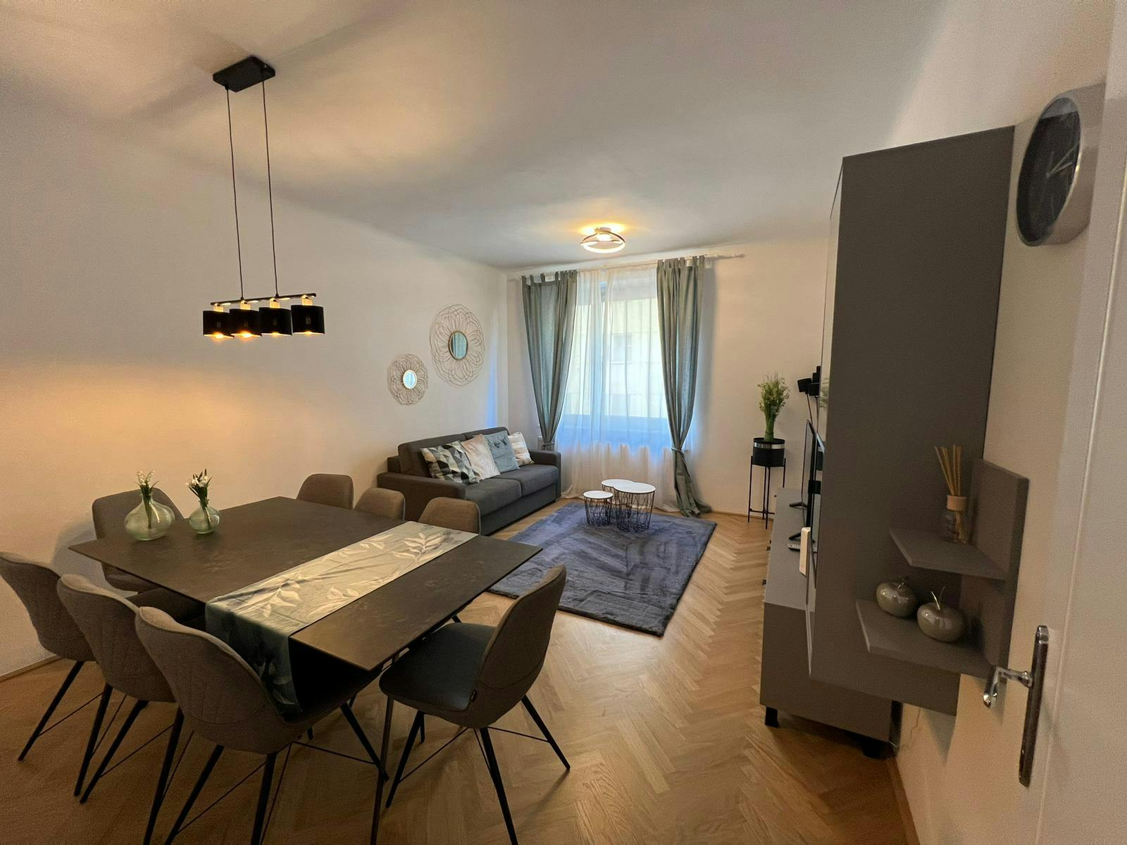 Apartment for rent for €2,200 per month in Vienna, Castellezgasse
