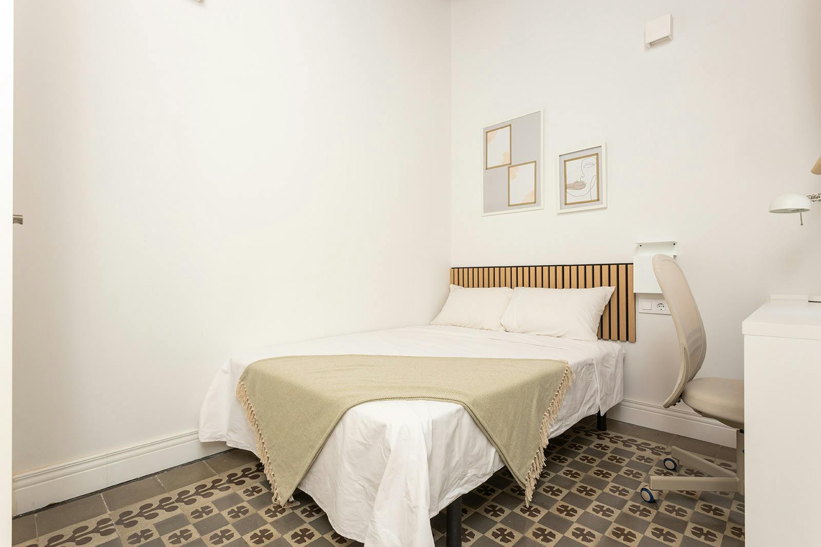 preview gallery tile