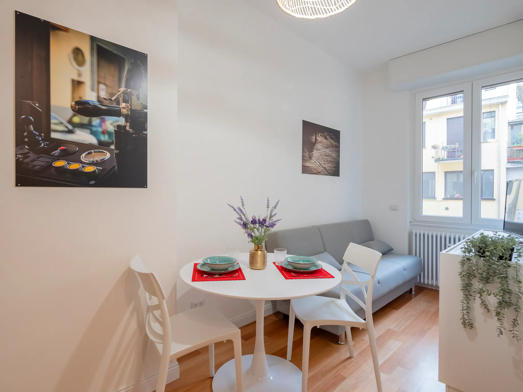 Via Gressoney, Milan preview