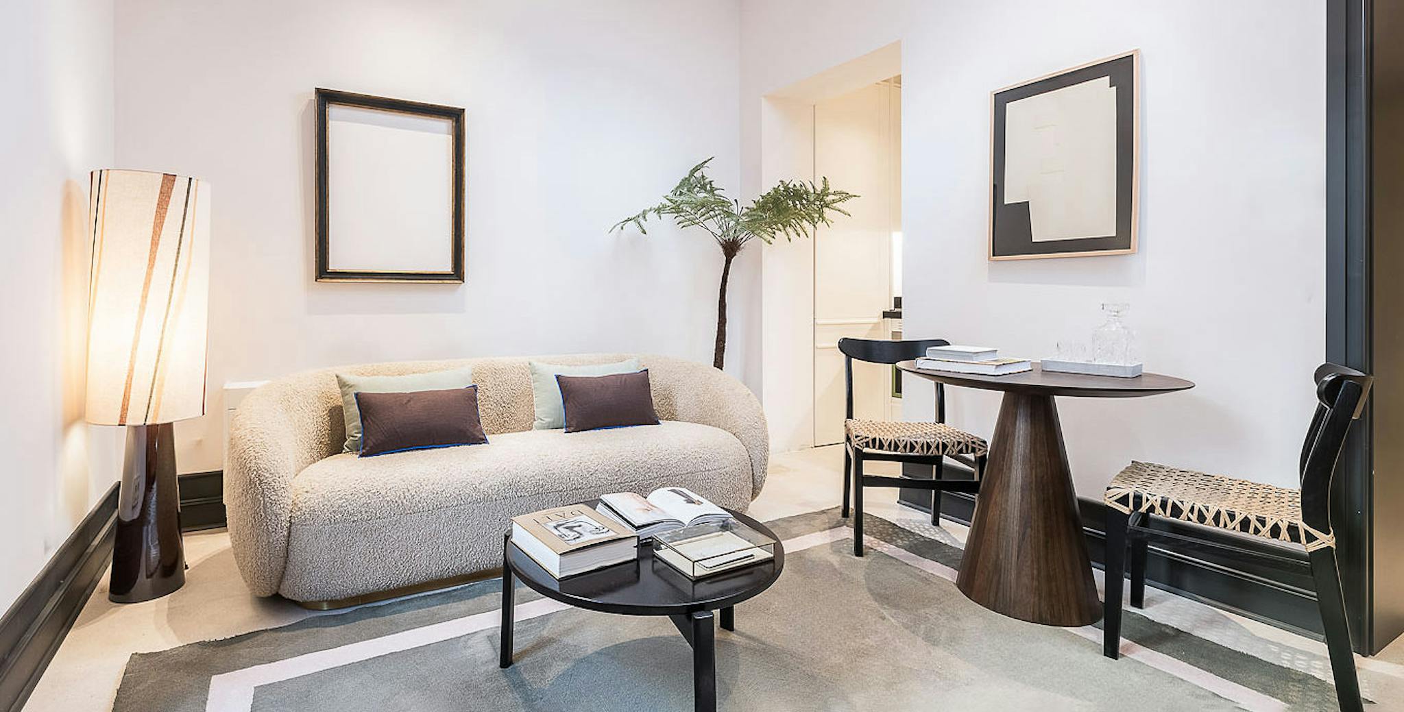 Calle de Apodaca, Madrid preview