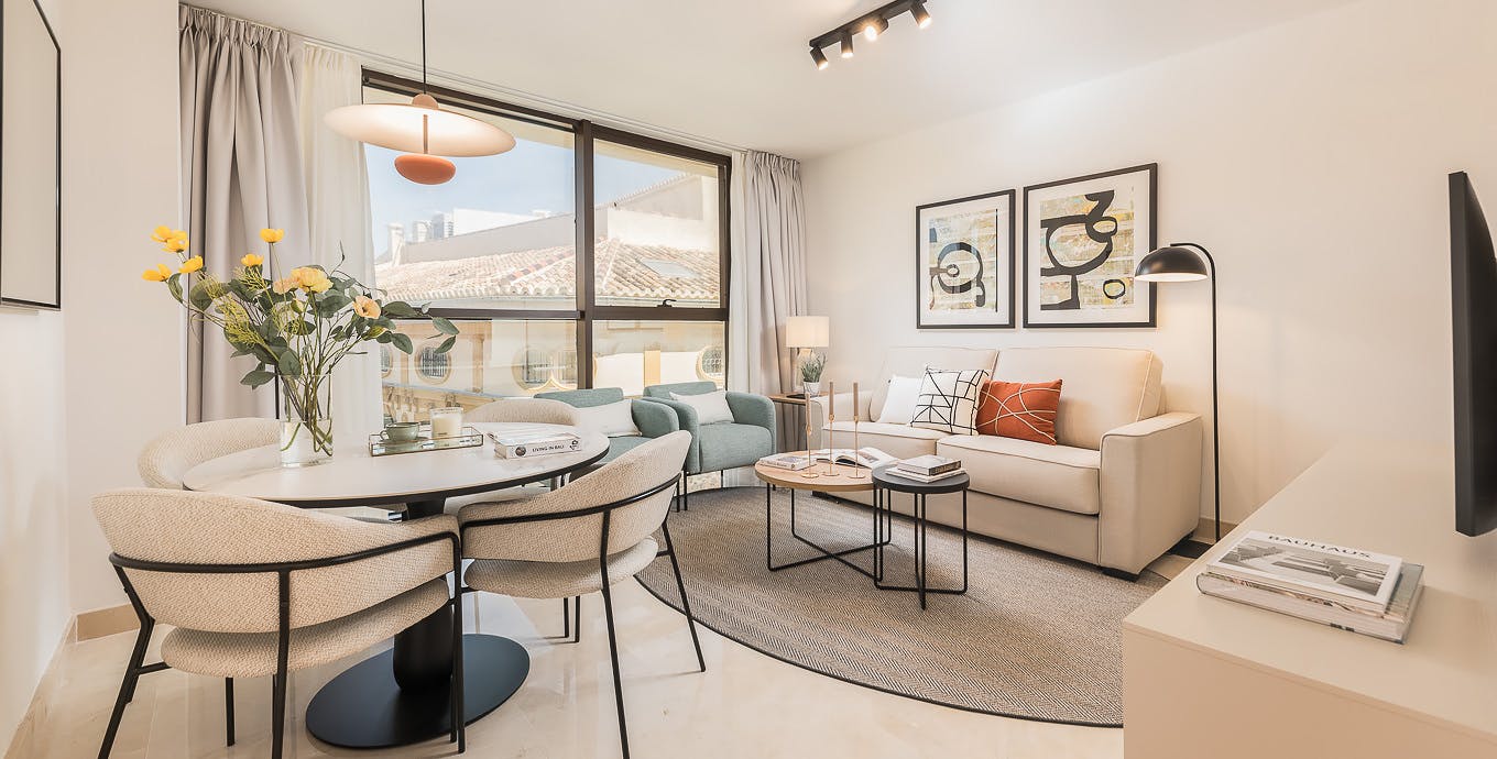 Apartamento en alquiler por 2297 € al mes en Málaga, Calle Granada