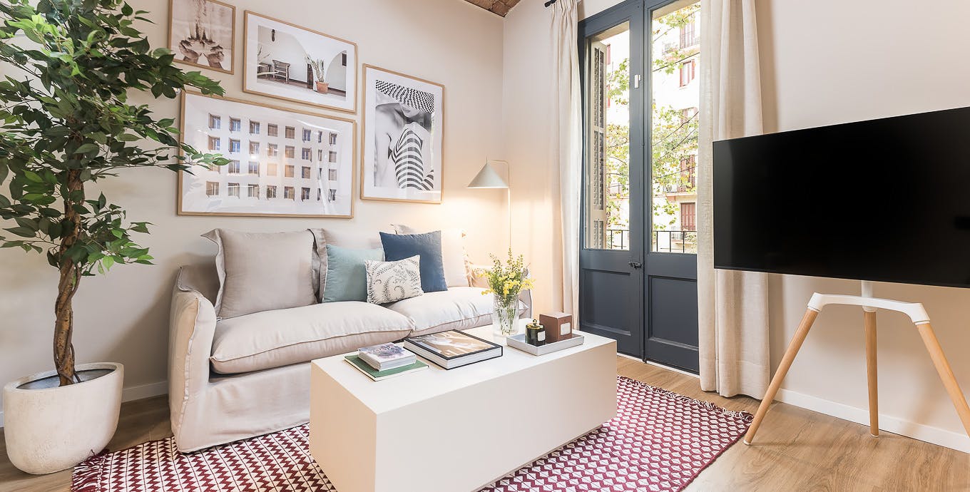 Apartment for rent for €3,181 per month in Barcelona, Avinguda de Gaudí
