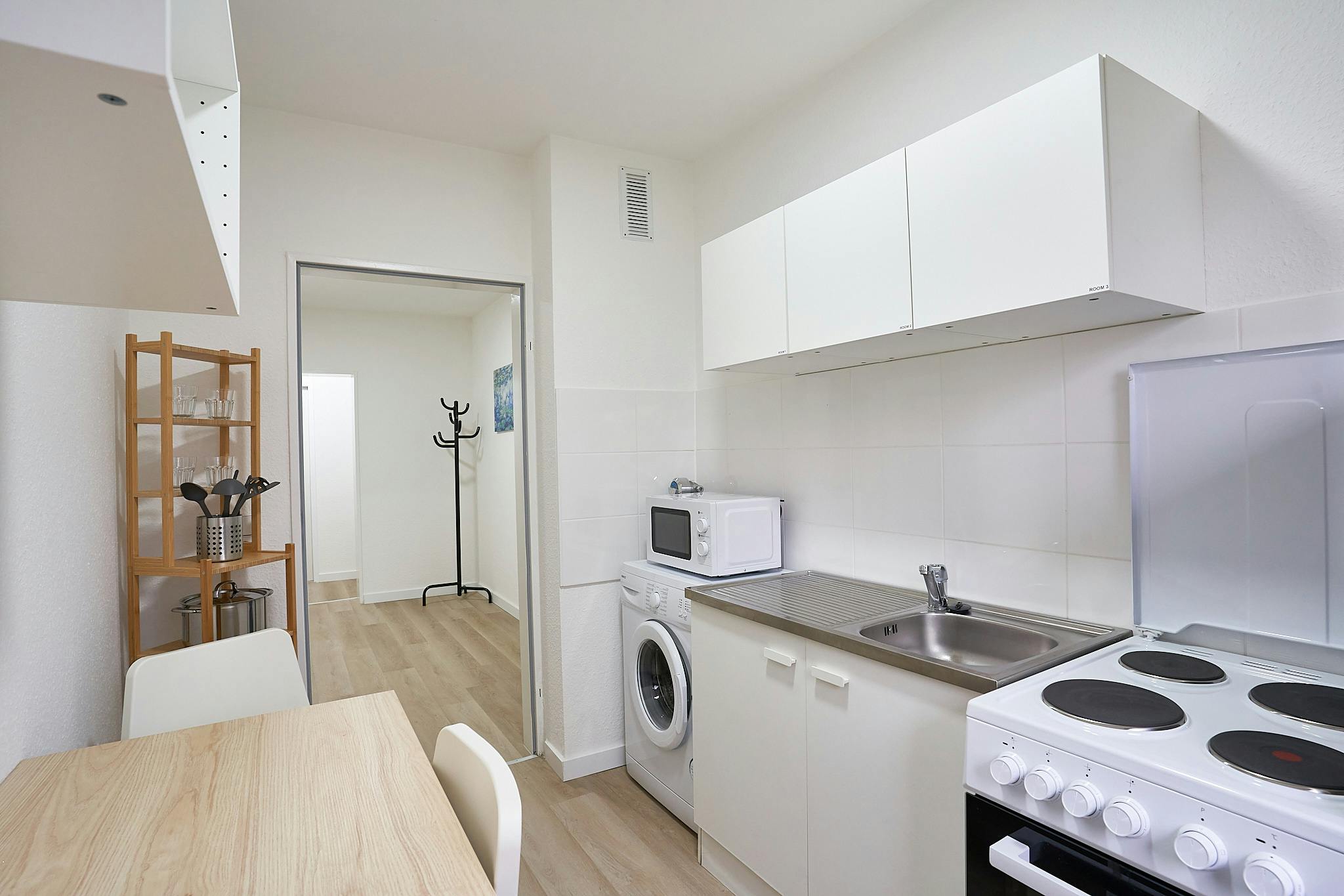 Apartment Düsseldorf, 1 bed, 10m² — photo 4