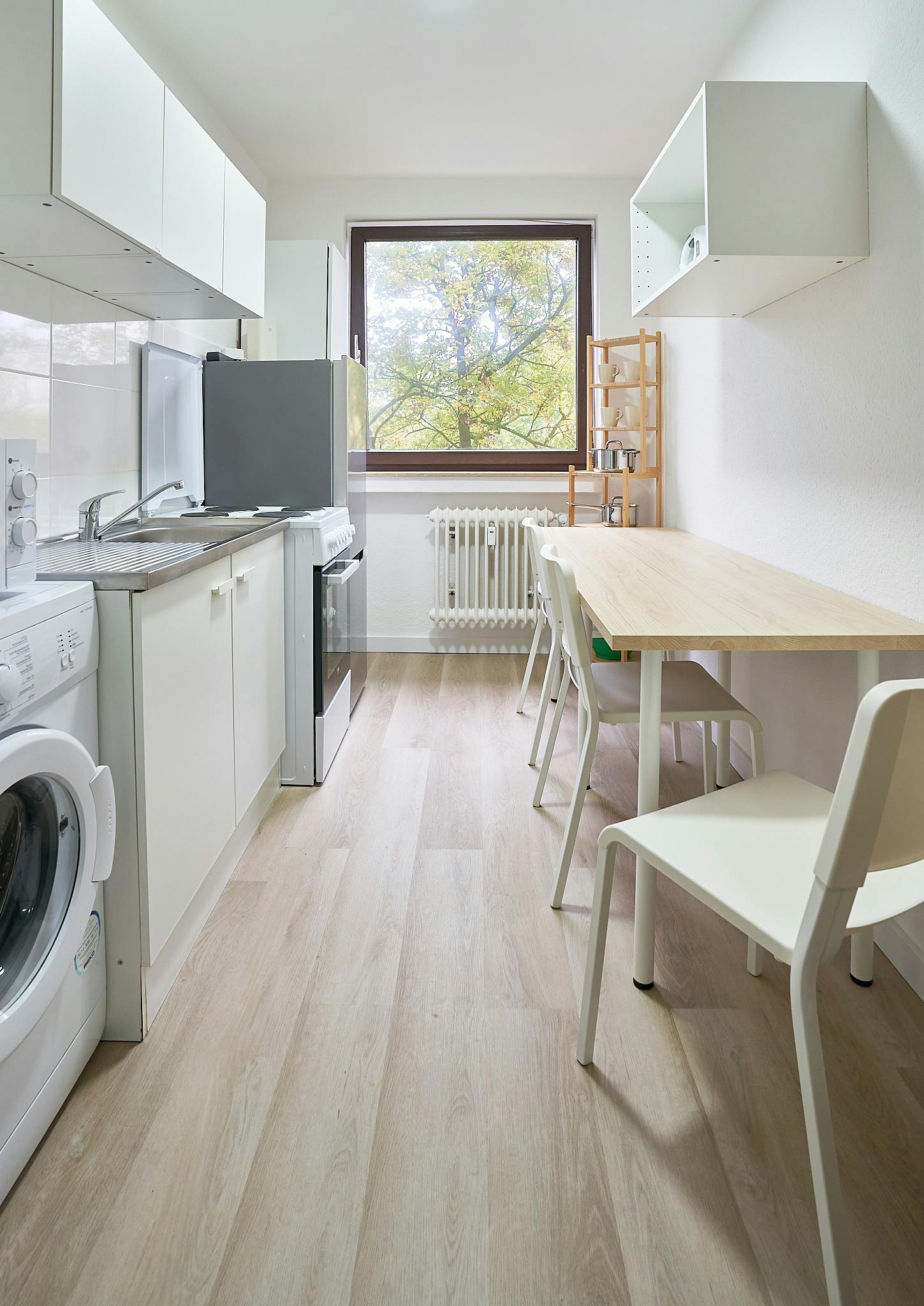 Apartment Düsseldorf, 1 bed, 14m² — photo 1