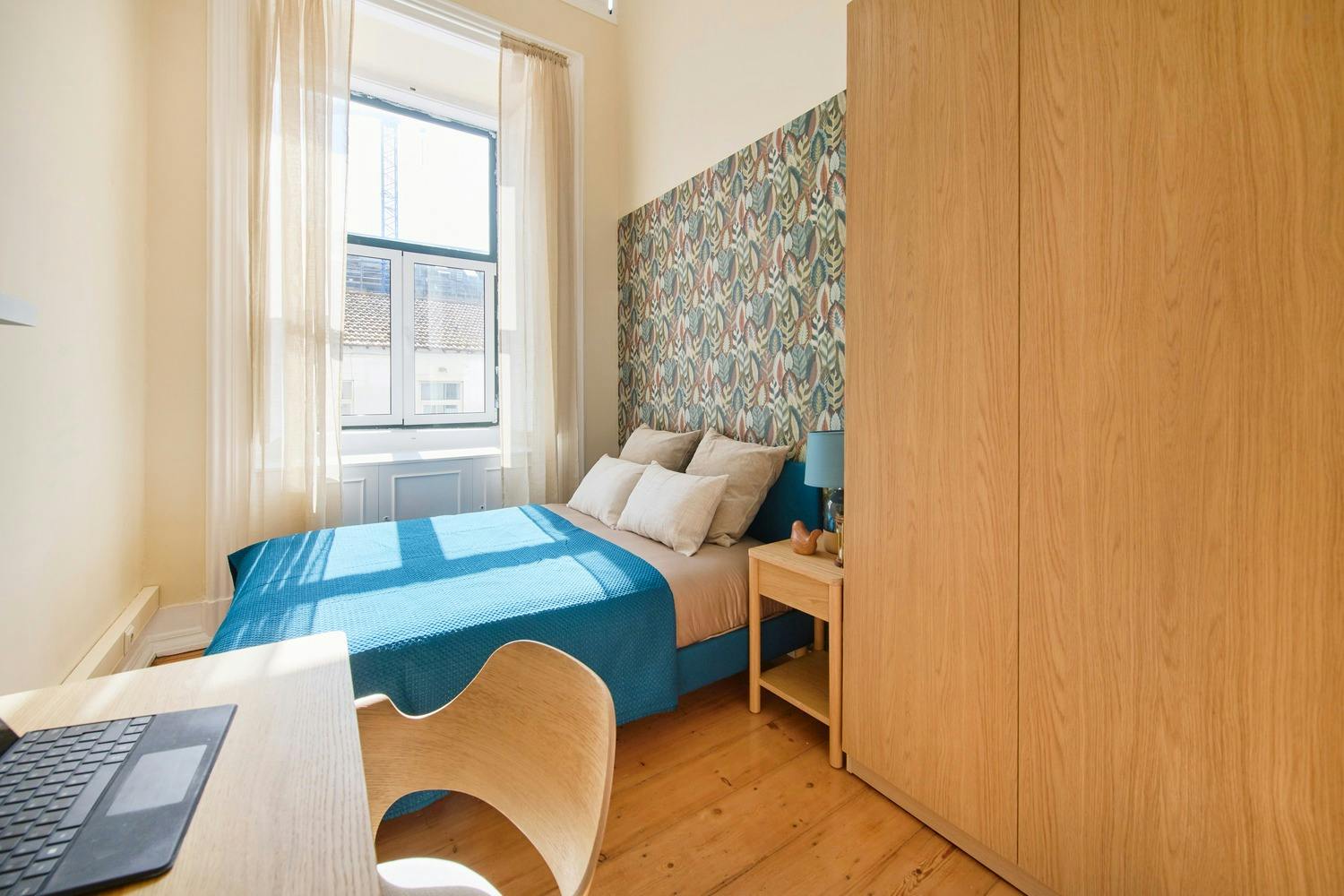 Largo Vitorino Damásio, Lisbon preview