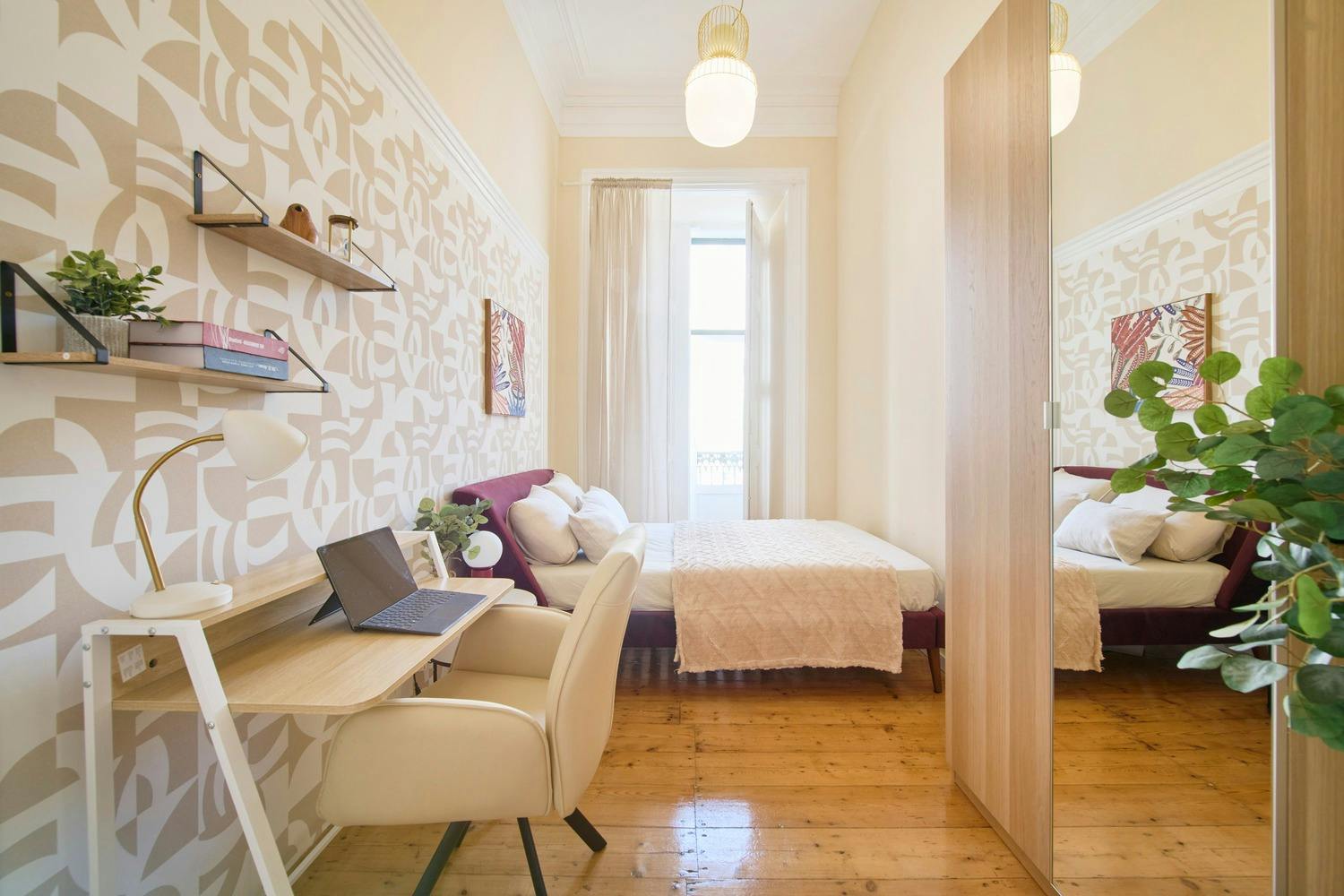 Largo Vitorino Damásio, Lisbon preview