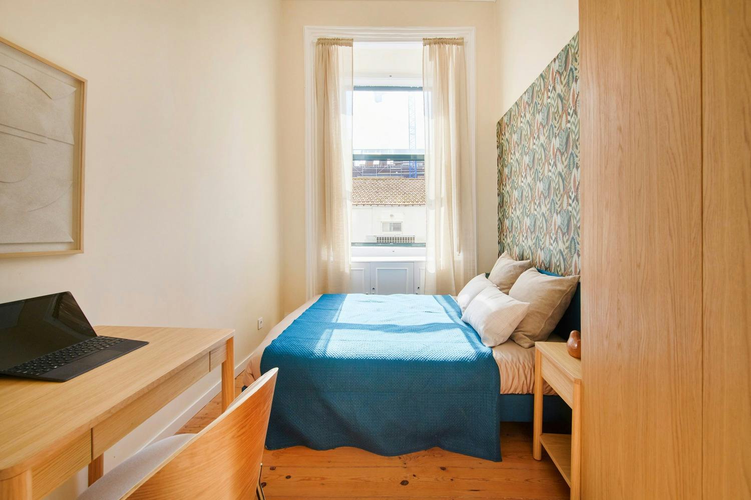 Largo Vitorino Damásio, Lisbon preview