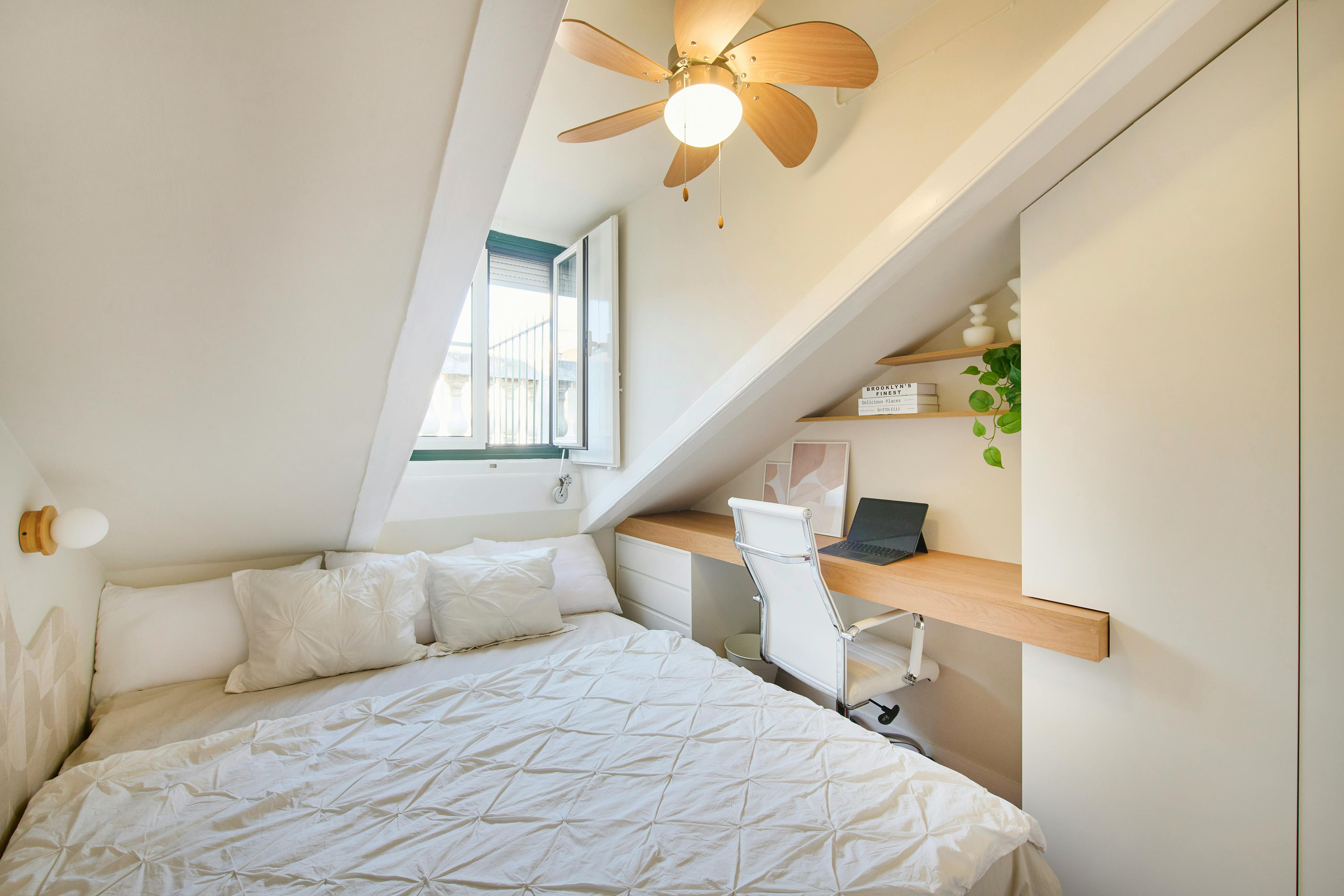 Largo Vitorino Damásio, Lisbon preview