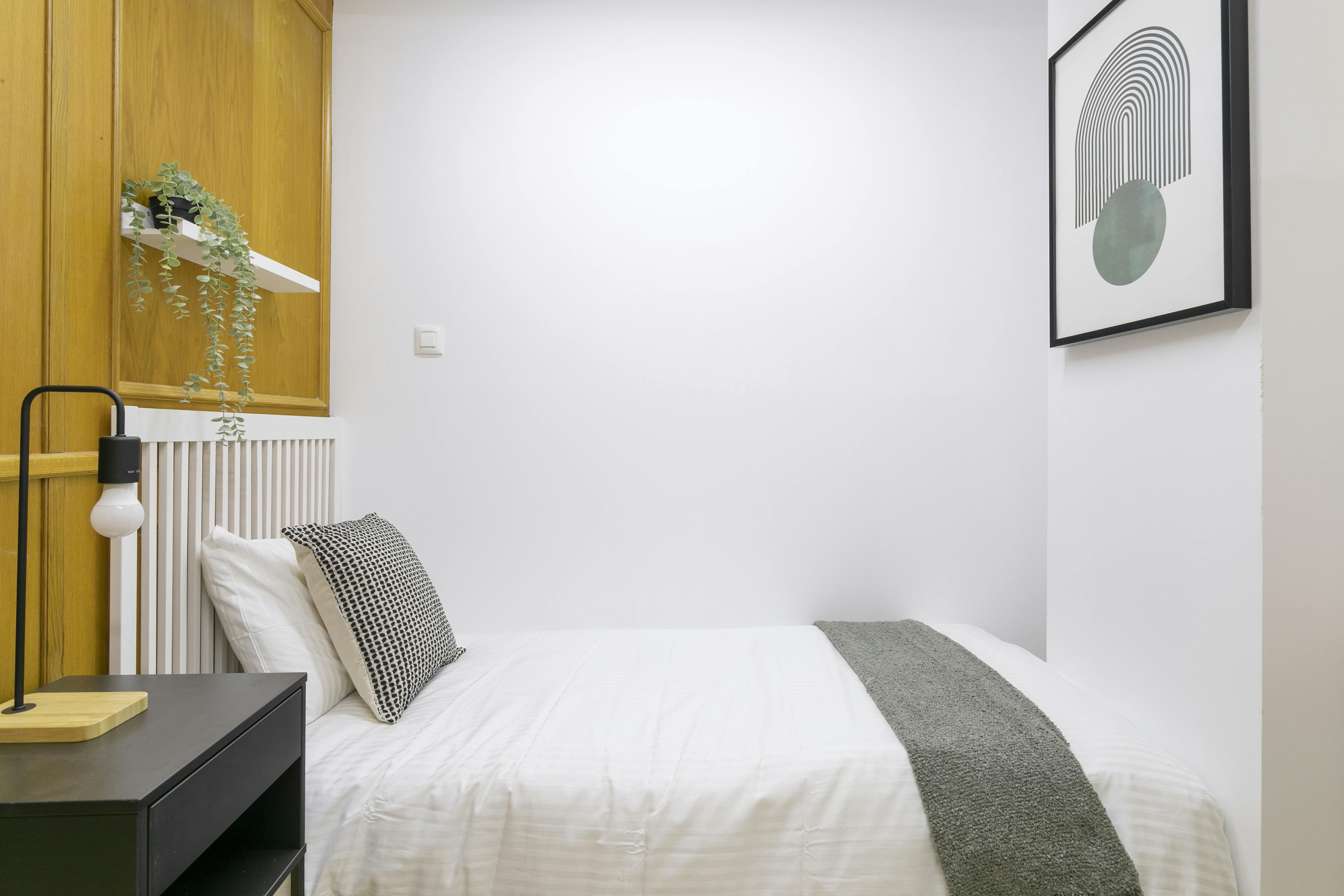 Private room for rent for €390 per month in Alicante, Avenida Alfonso X el Sabio