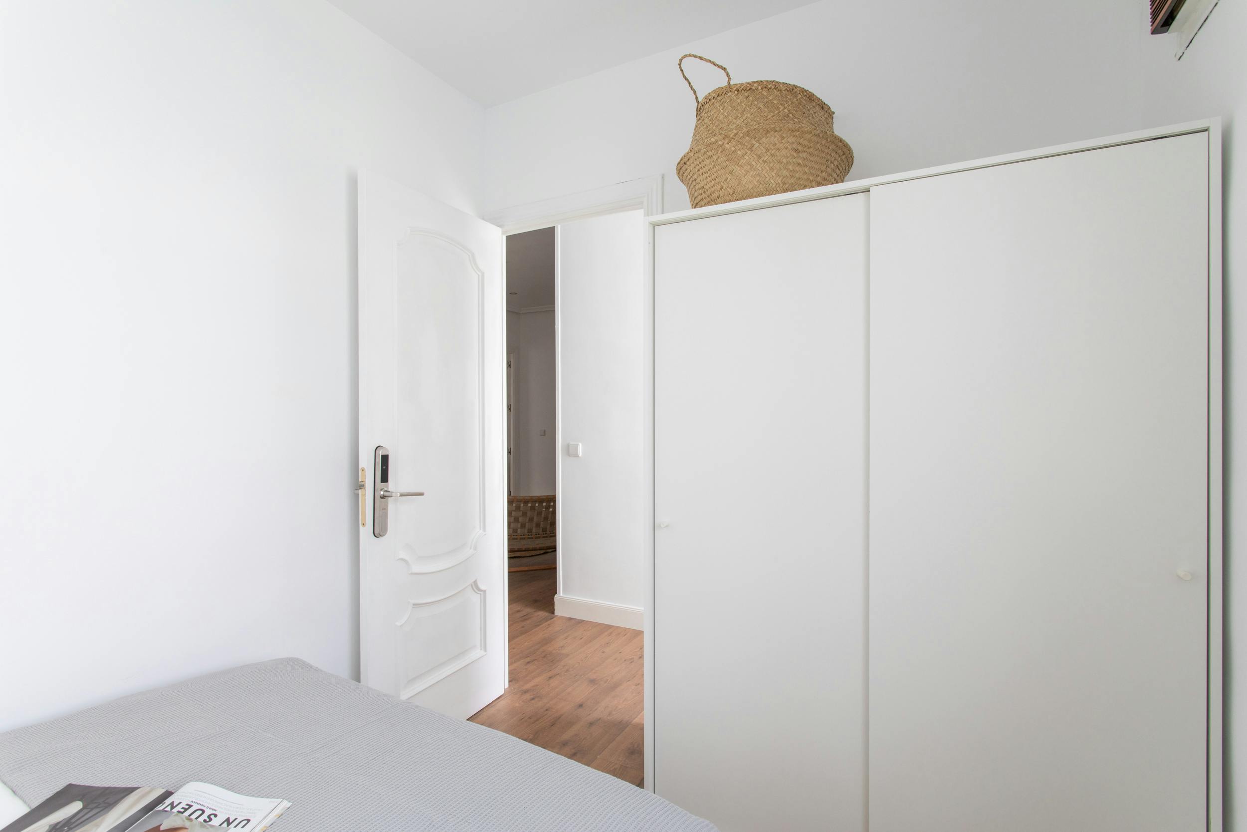 Apartment Madrid, 1 bed, 9m² — photo 25