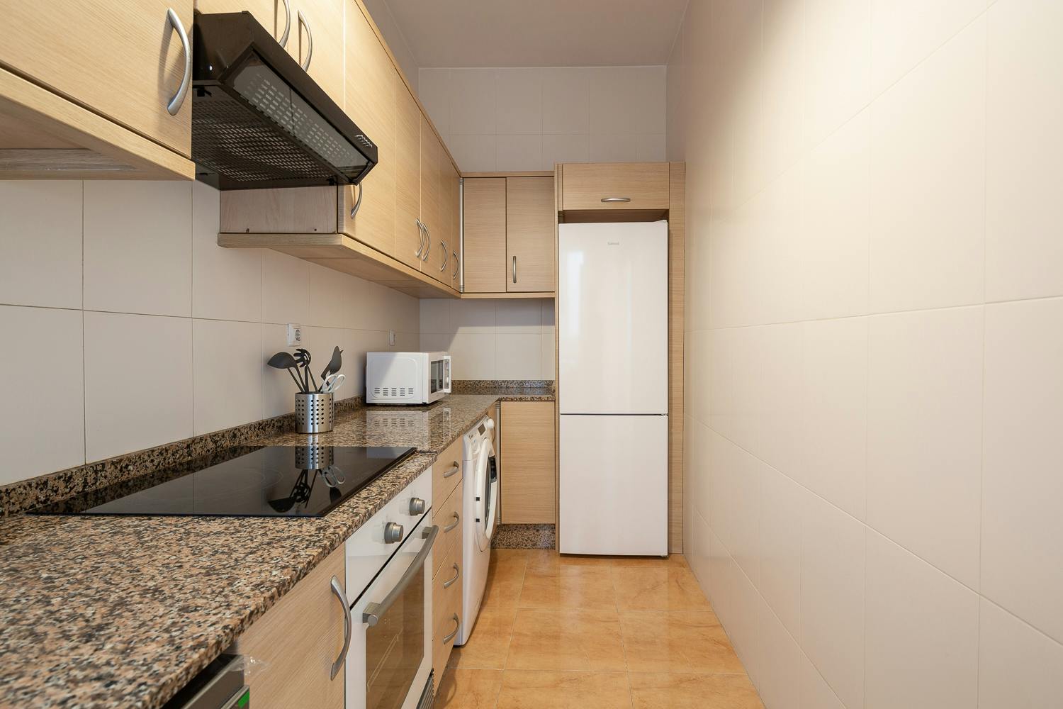 Apartment Valencia, 1 bed, 15m² — photo 8