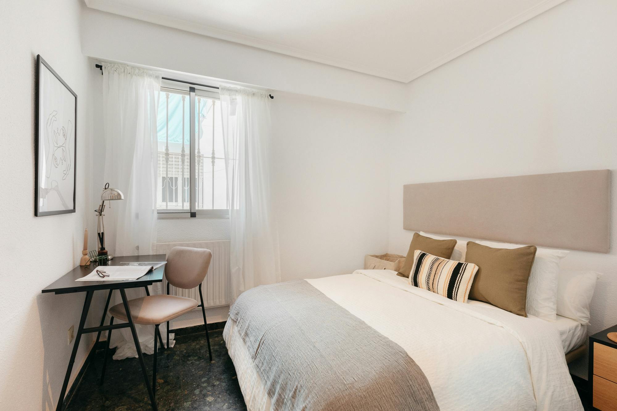Apartment Valencia, 1 bed, 8m² — photo 25