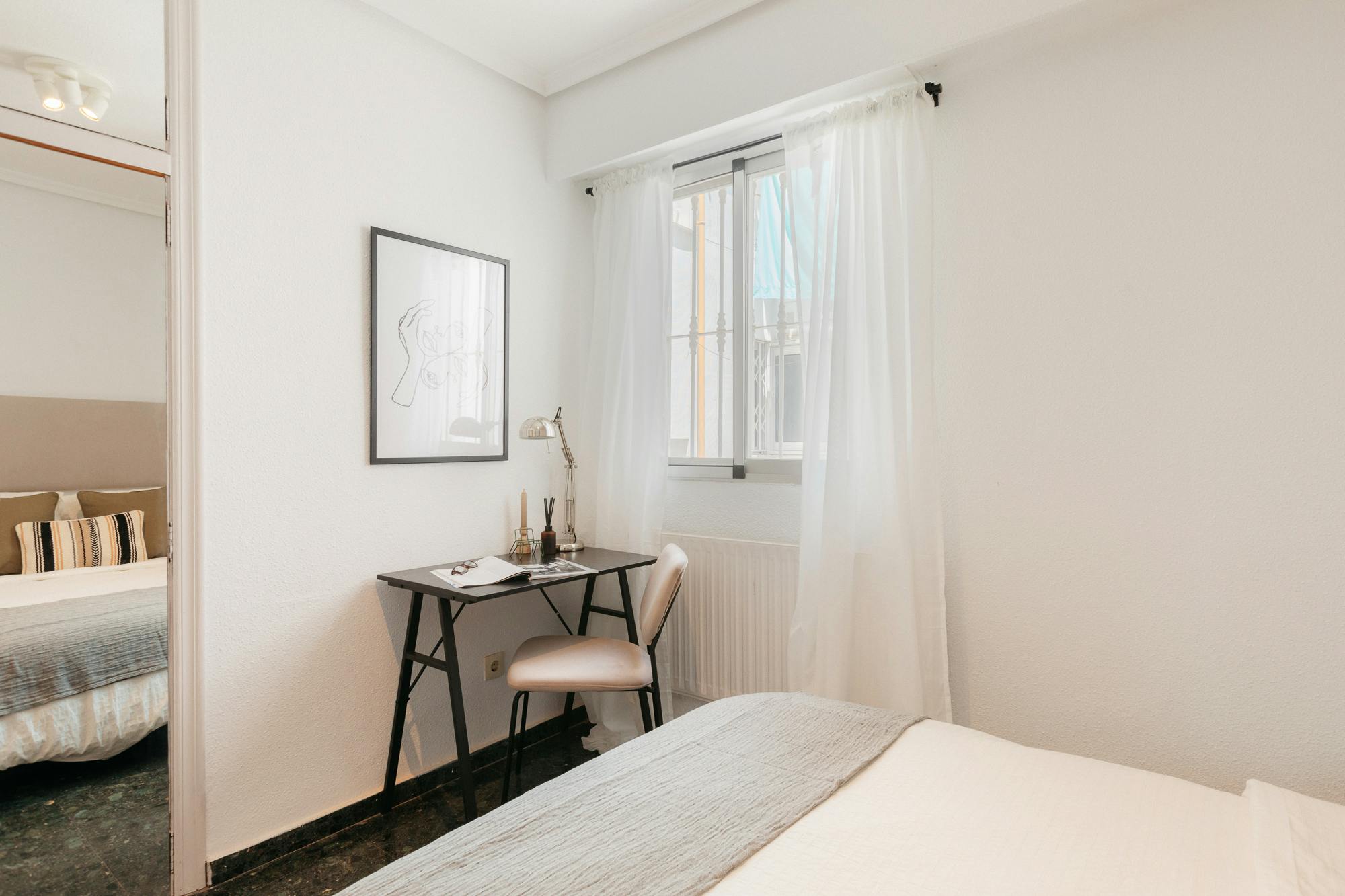 Apartment Valencia, 1 bed, 8m² — photo 19