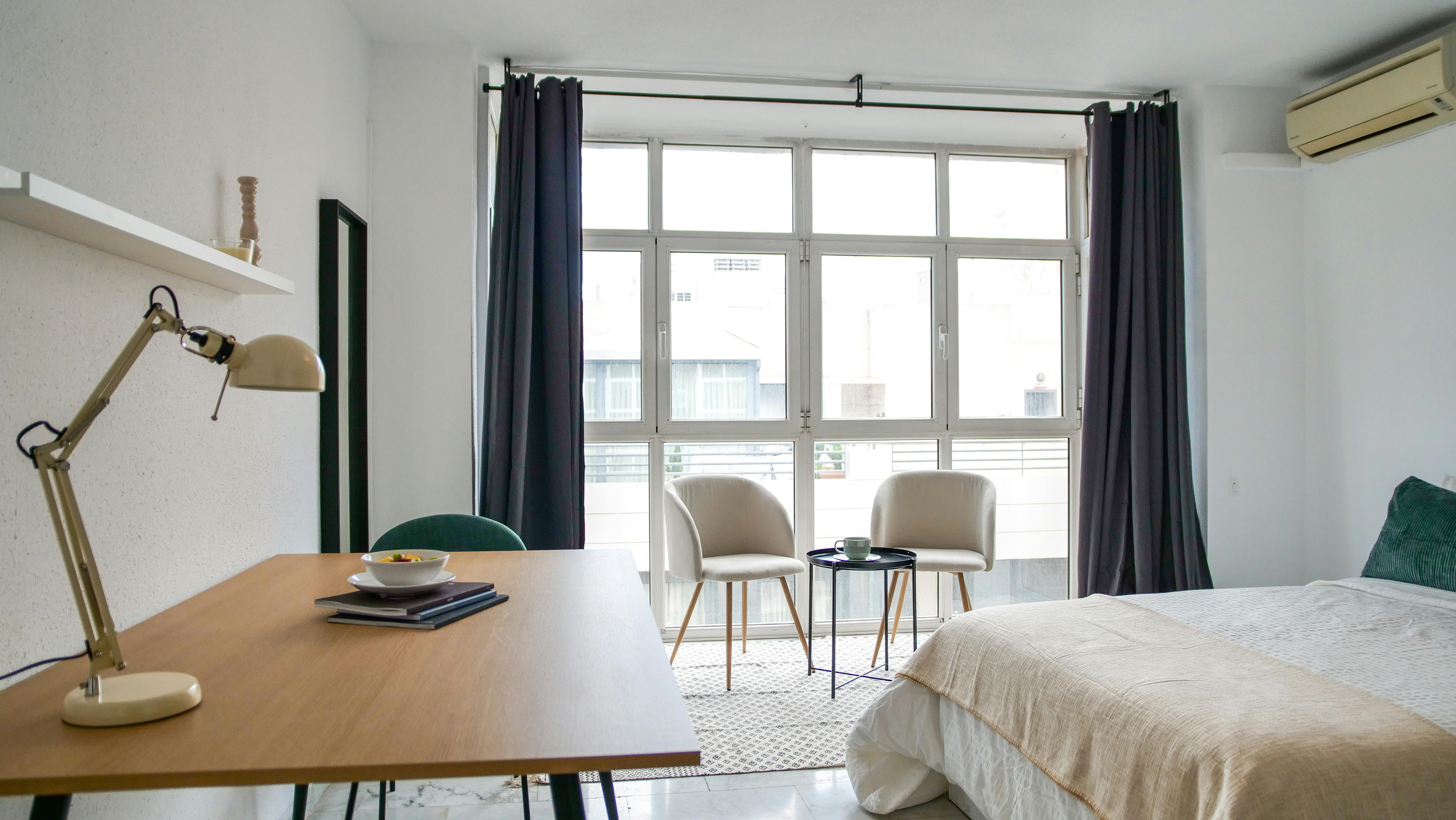 Private room for rent for €550 per month in Alicante, Calle Reyes Católicos