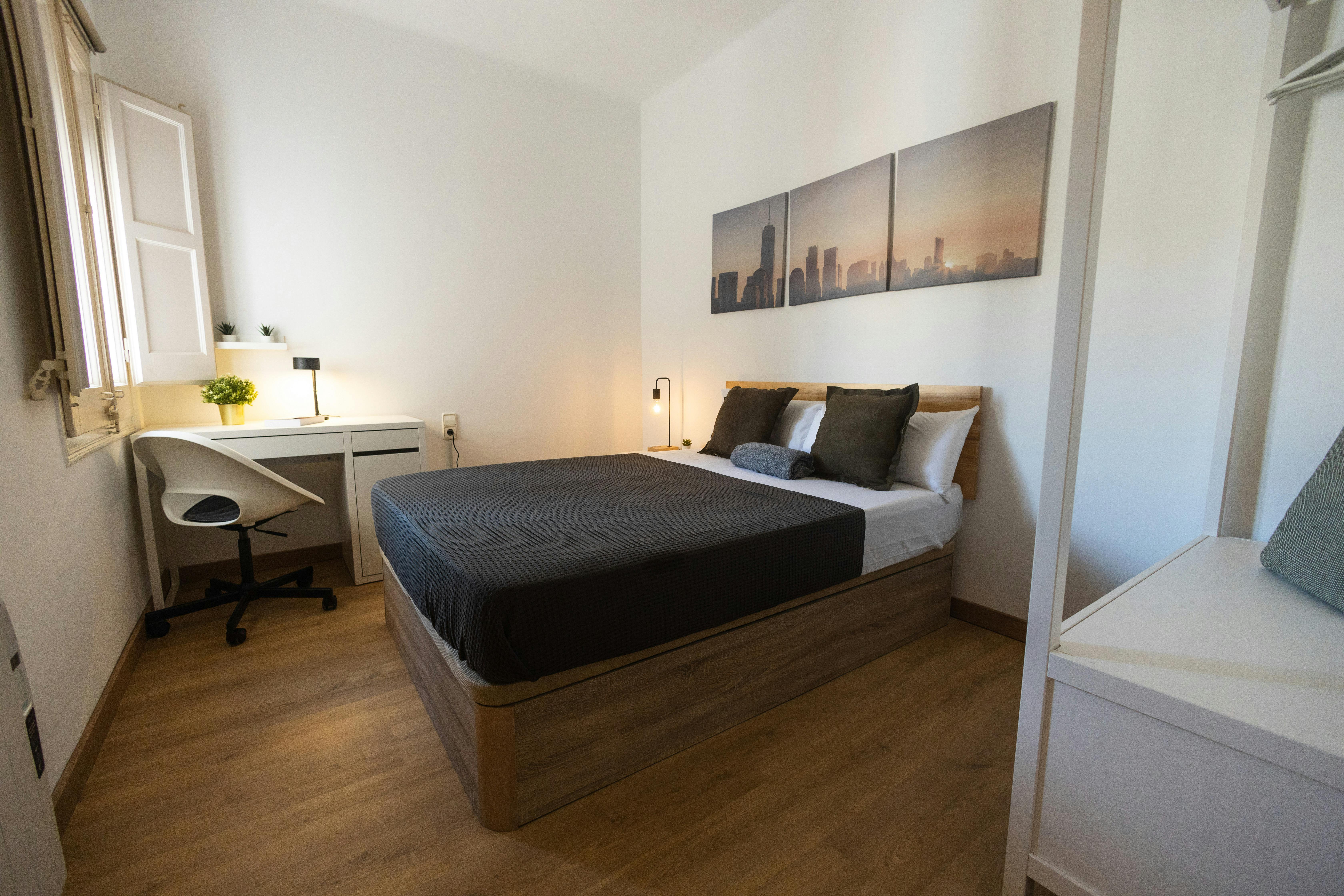 Private room for rent for €650 per month in L'Hospitalet de Llobregat, Carrer Occident