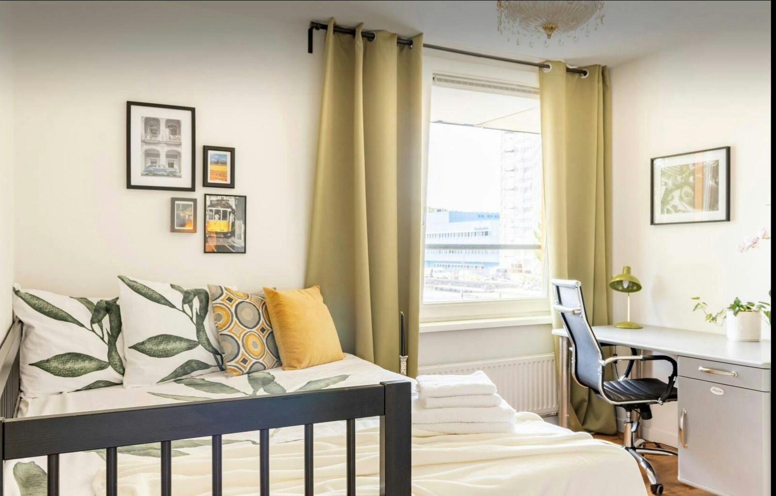 preview gallery tile