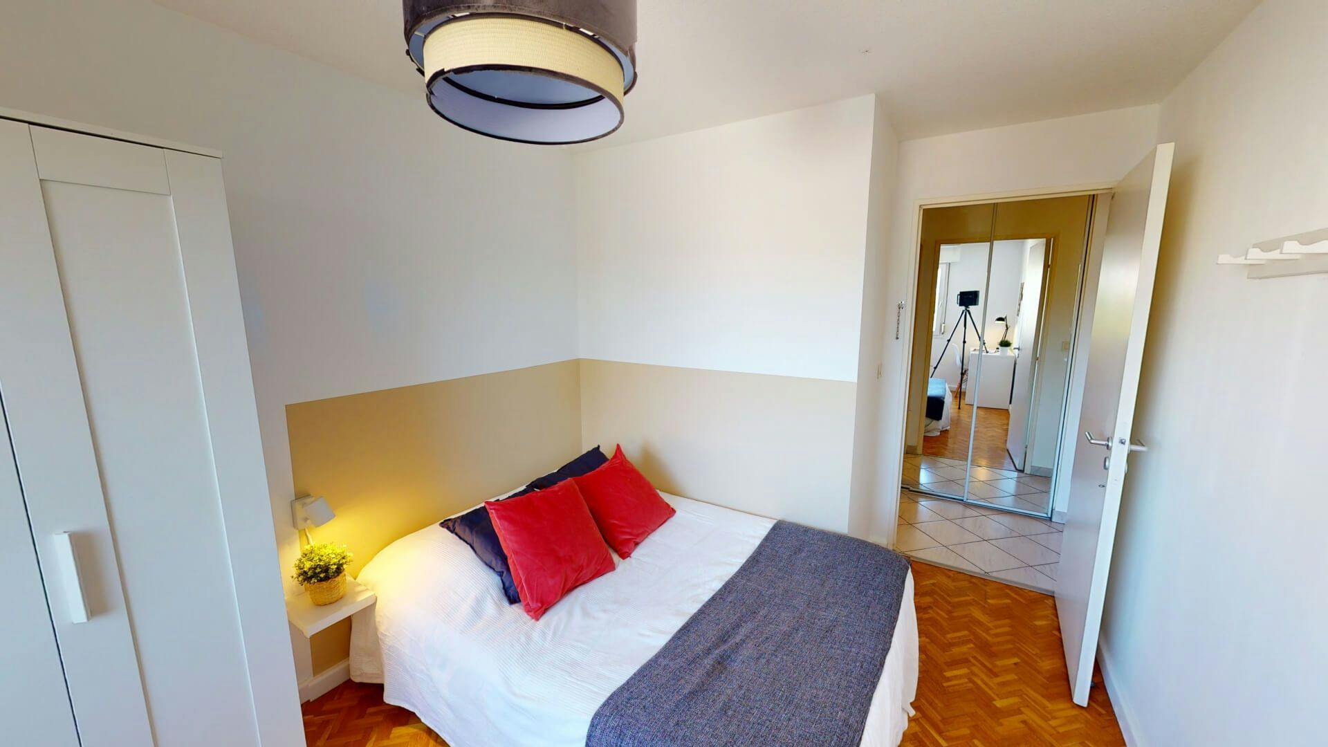 Apartment Lyon, 1 bed, 9m² — photo 10