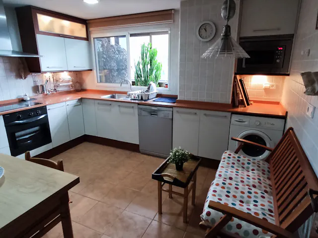 Private room in Calle Doctor Domagk, Valencia (1574395) room image 60