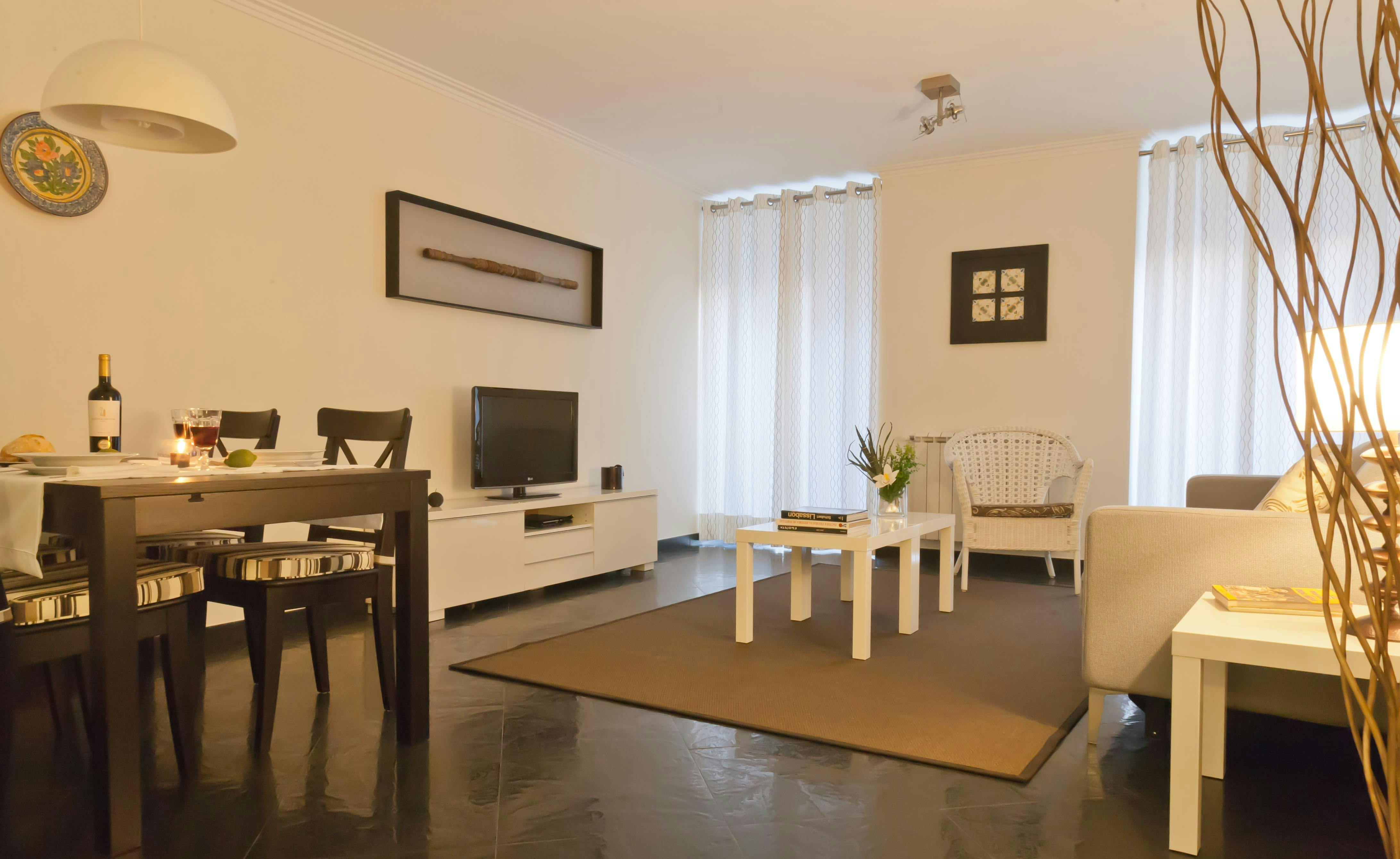 Rua do Lumiar, Lisbon preview