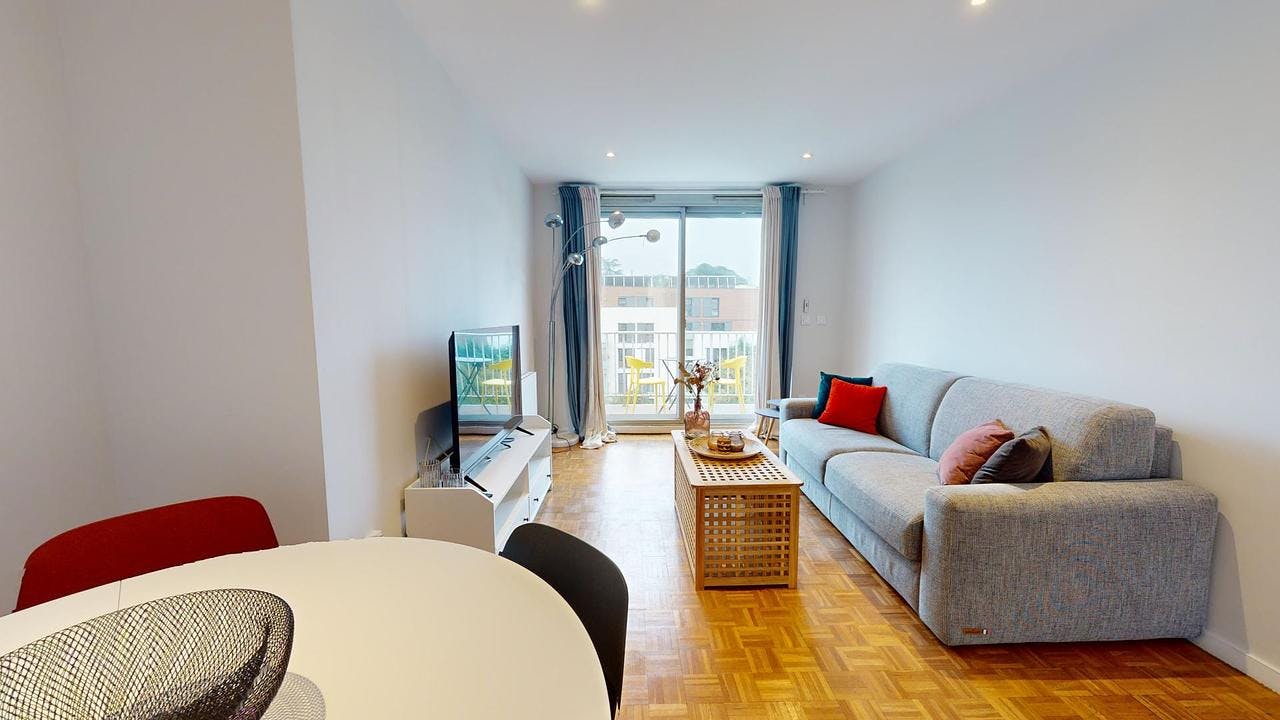 Apartment for rent on Avenue Général de Gaulle, Caluire-et-Cuire - Mynd 3