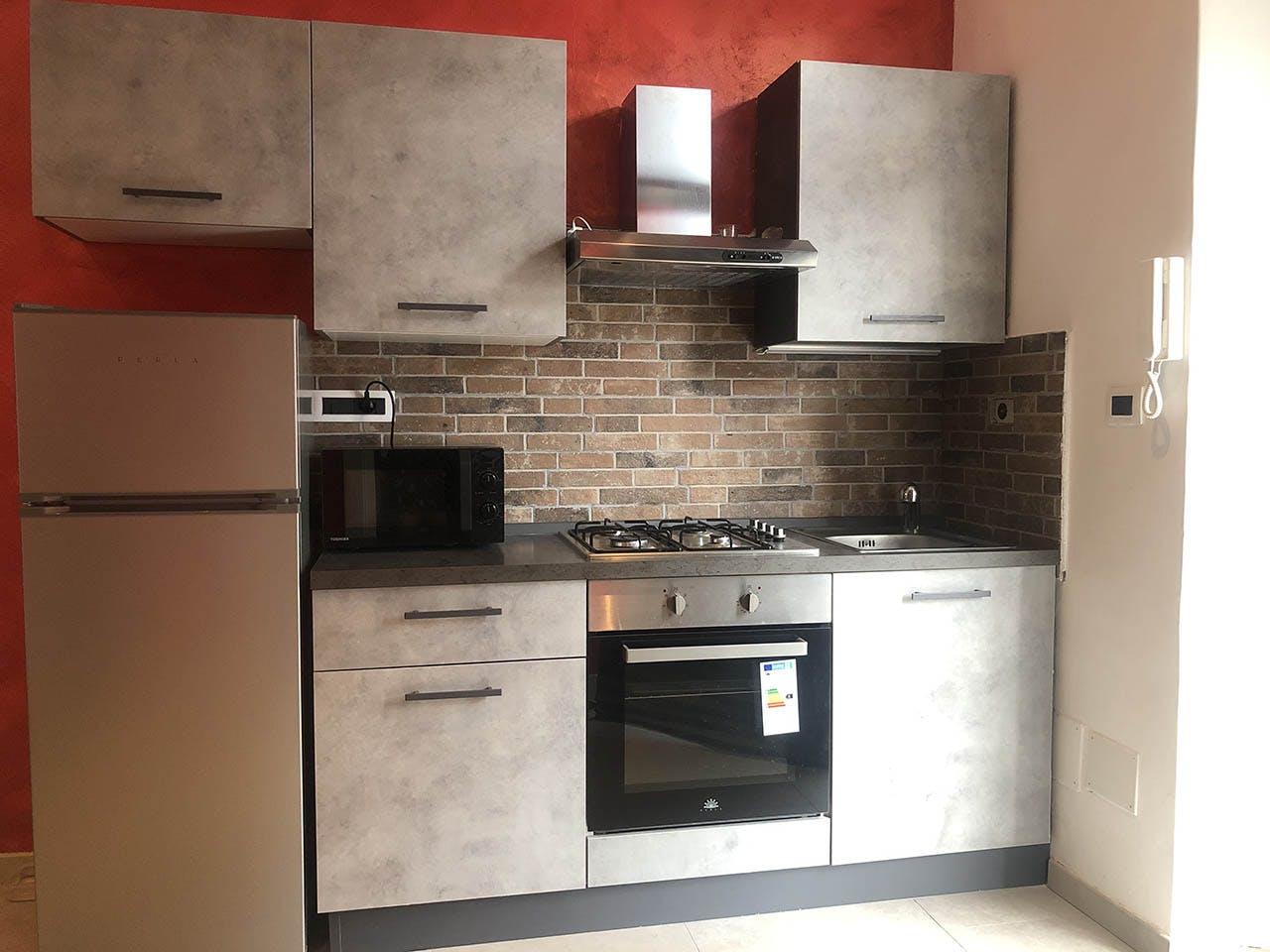 单间公寓 正在以 €600 的月租出租，其位于 Turin, Corso Svizzera