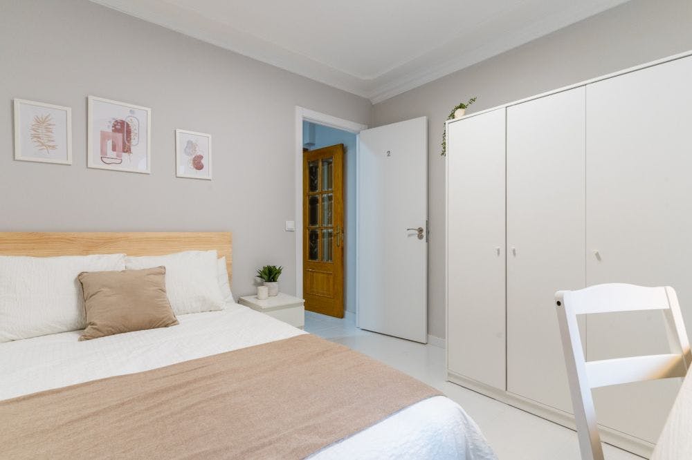 Private room for rent for €580 per month in Madrid, Calle de Aceuchal