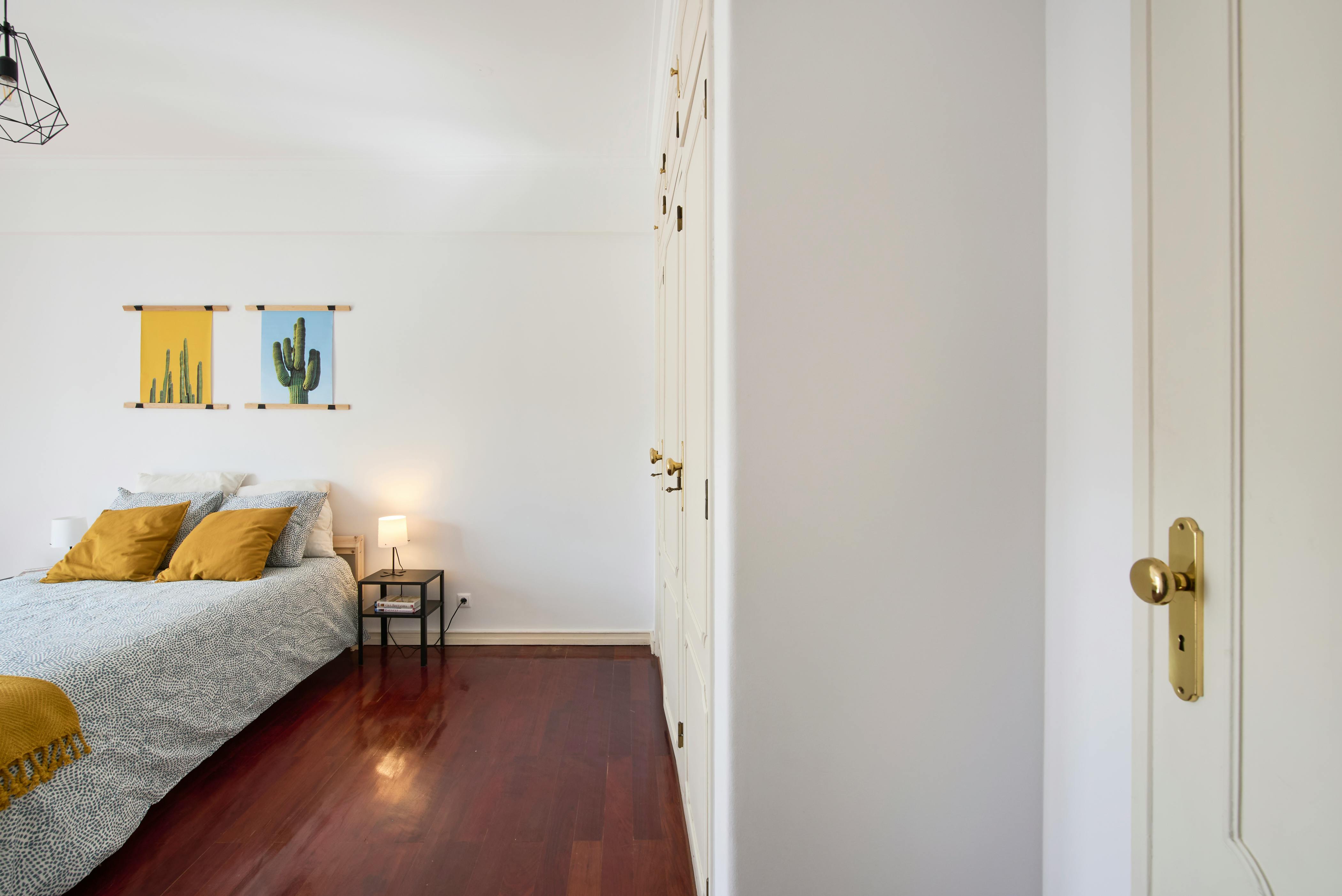 Rua Professor Reinaldo dos Santos, Lisbon preview