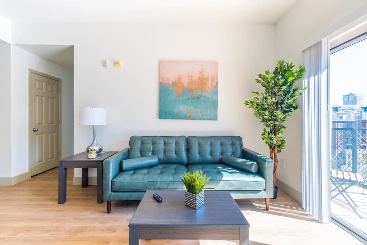 Квартира сдается в аренду за 2 506 € в месяц в Charlotte, W 5th St