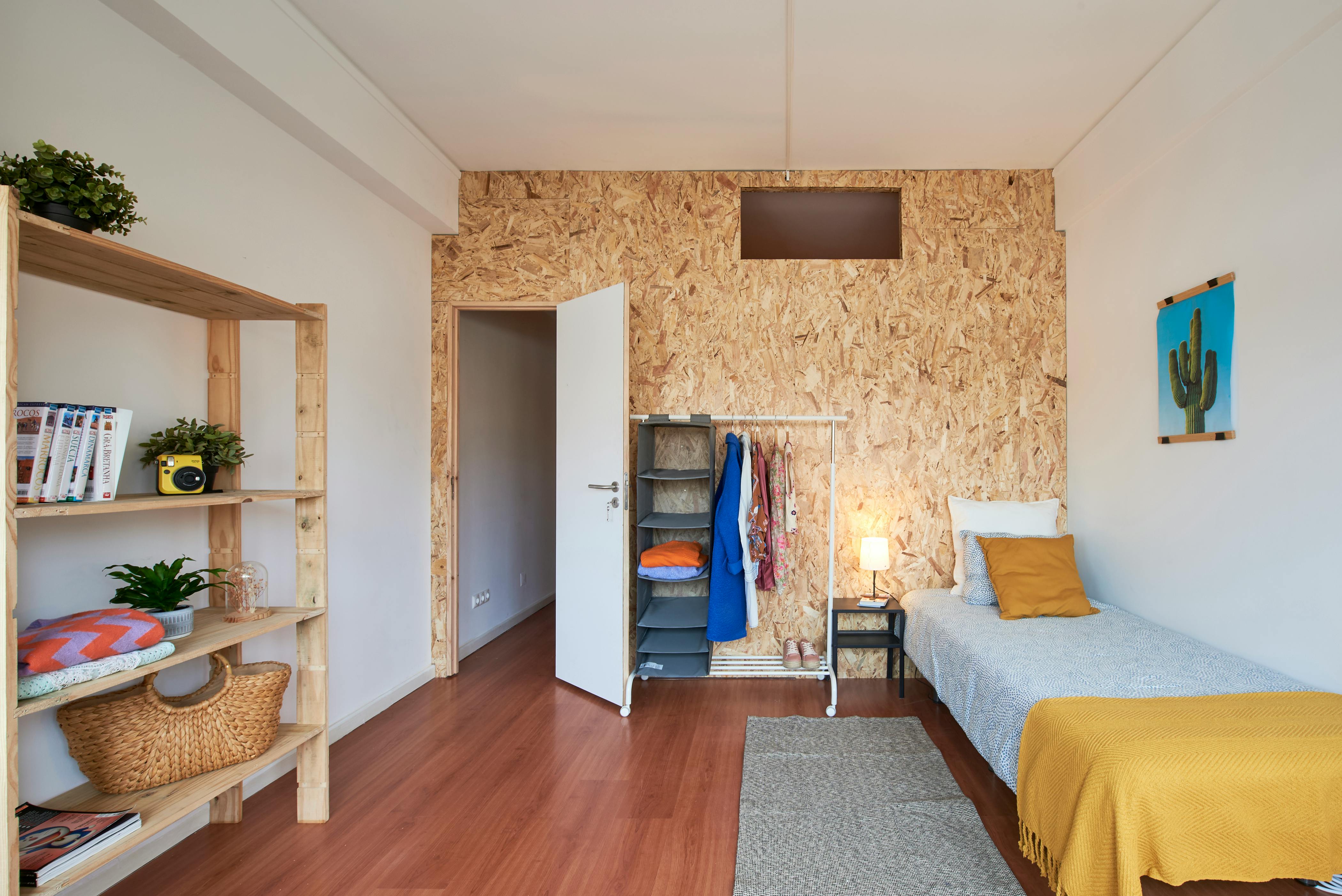 Praça Rainha Dona Filipa, Lisbon preview