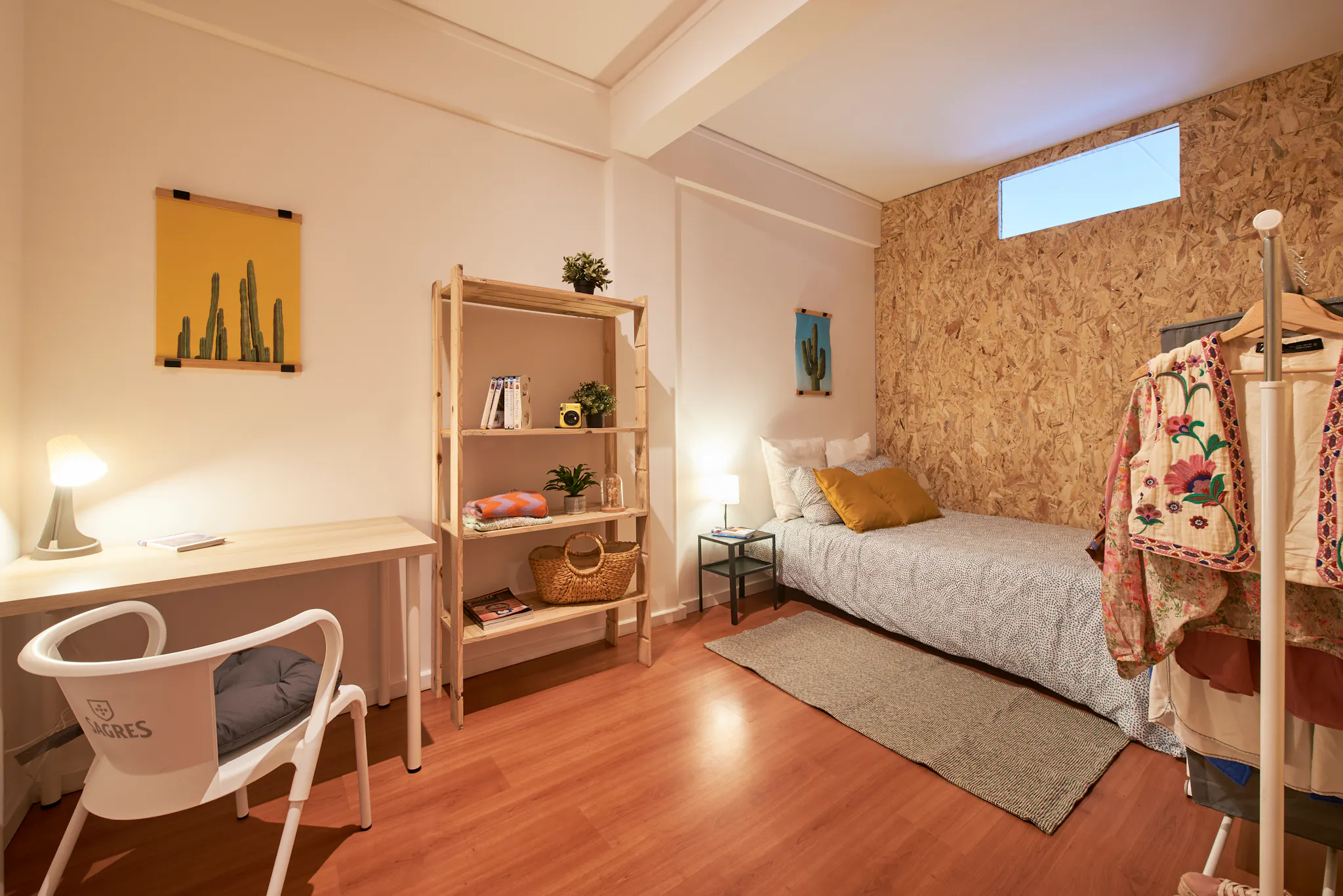 Praça Rainha Dona Filipa, Lisbon preview