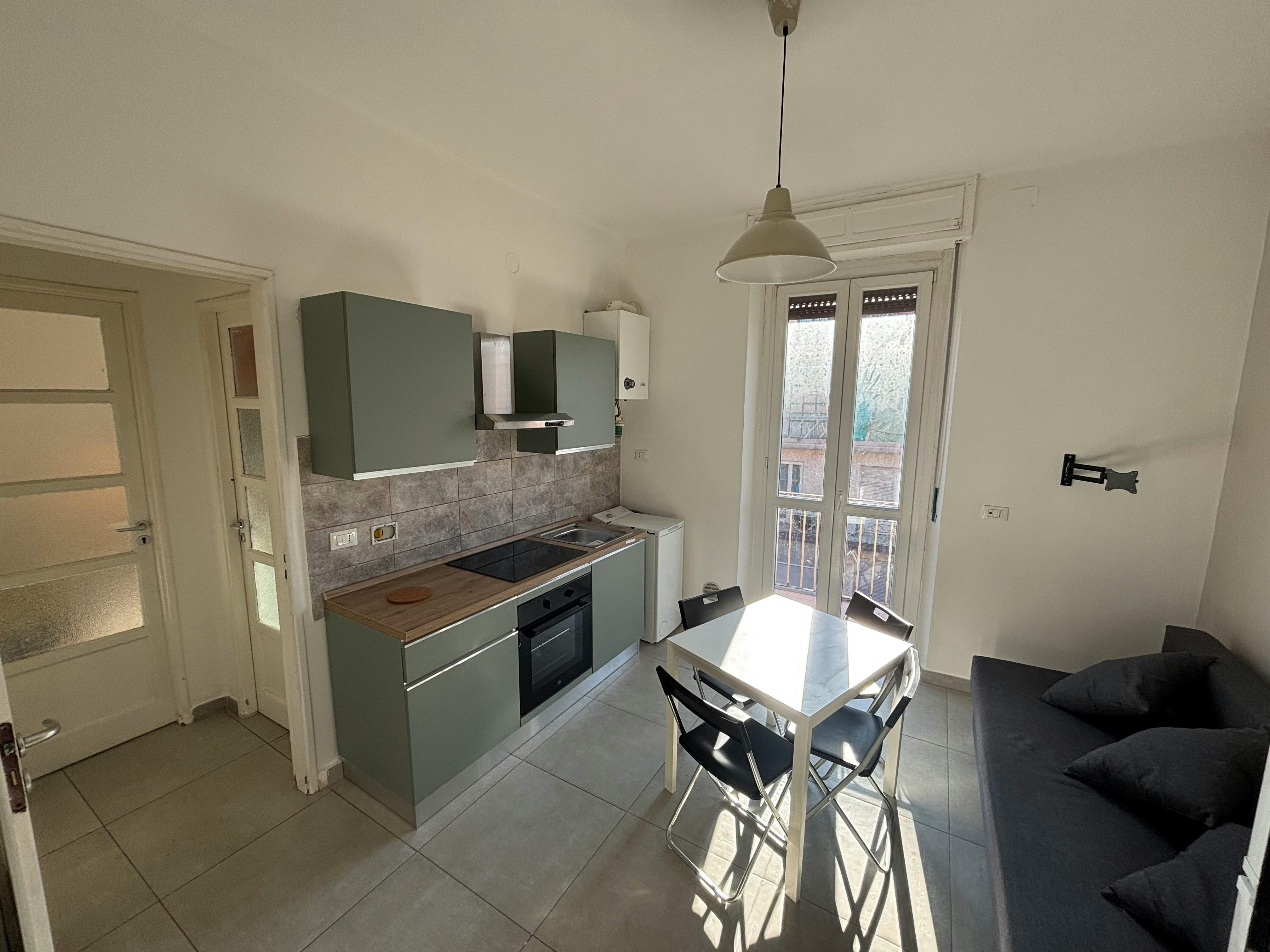 Apartamento para alugar por € 600 por mês em Turin, Via Monte Nero