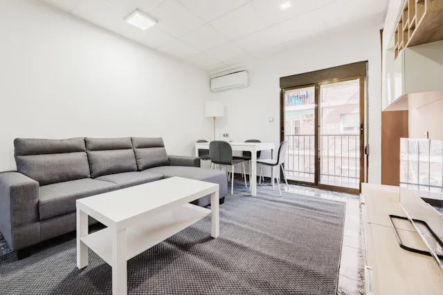 3-Bedroom Apartment in Carrer del Capità Uribarry, Burjassot (1575340) room image 1