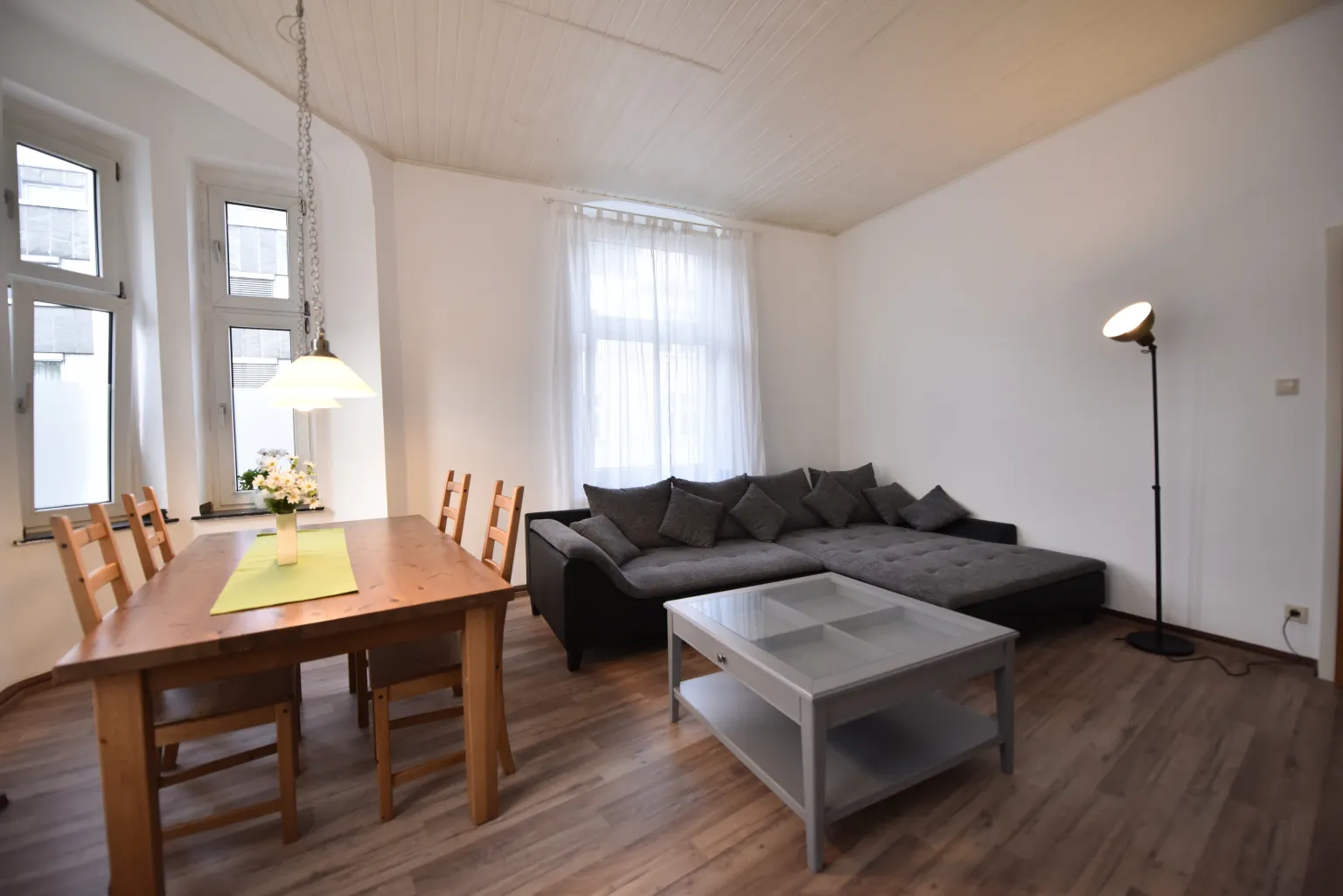 1-Bedroom Apartment in Liliencronstraße, Düsseldorf (1575485) ROOM 2
