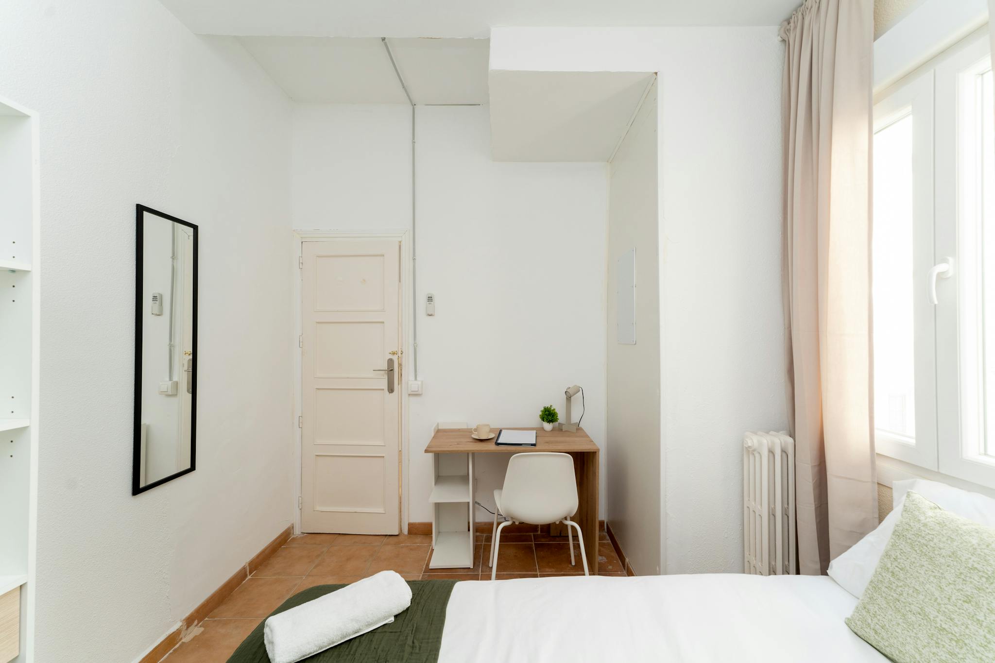 Calle de Evaristo San Miguel, Madrid preview